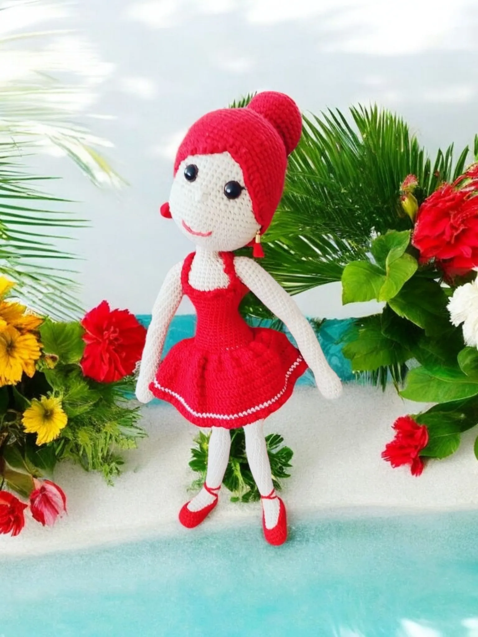 Kırmızı Elbiseli Amigurumi Balerin Bebek