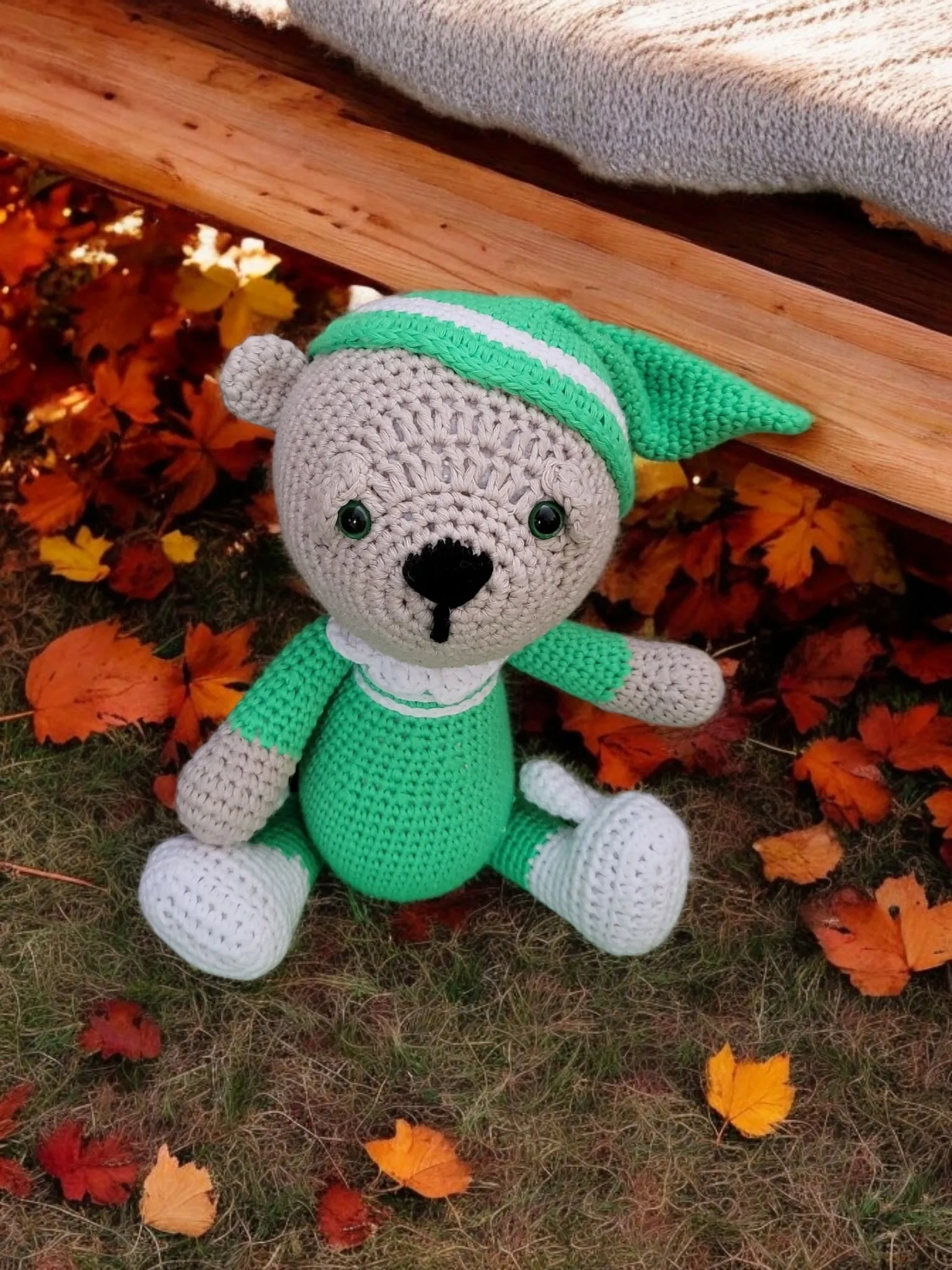 Yeşil Pijamalı Sevimli Amigurumi Ayıcık