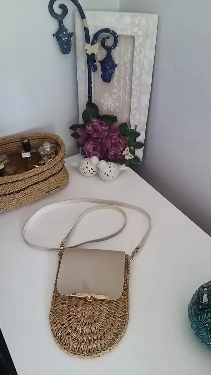 Hasır Deri Kapaklı ve Askılı Telefon Çantası
