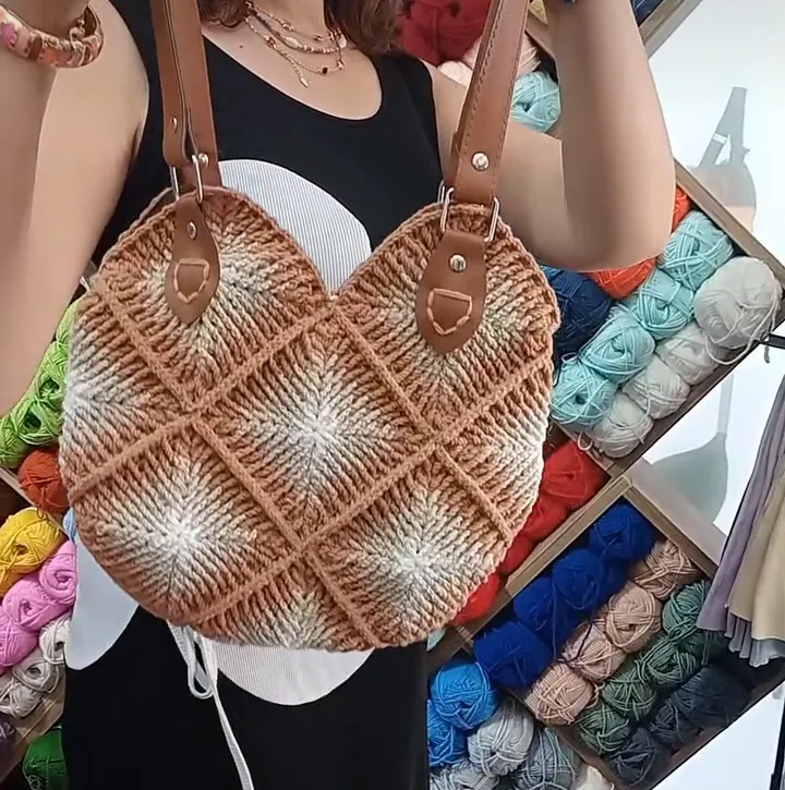 Mozaik motif el örgüsü çanta