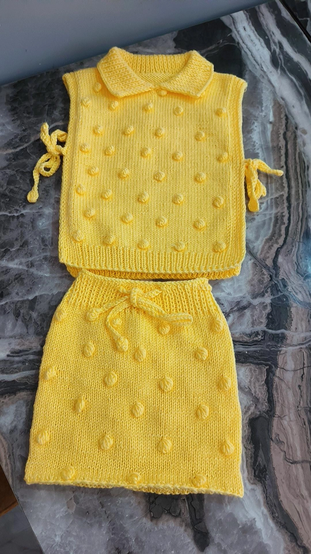 Sarı Renk El Örgüsü Bebek Takımı