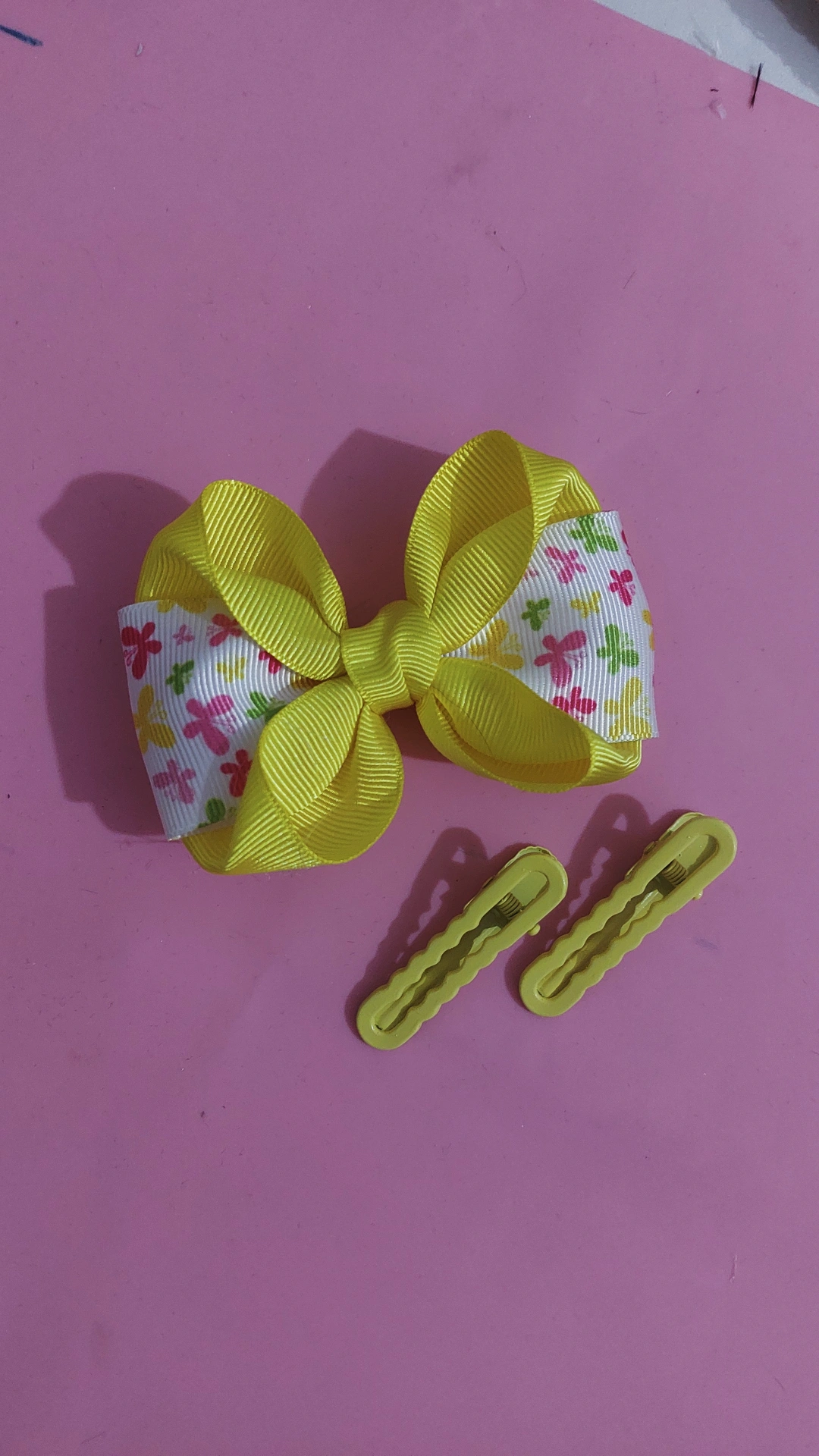 Sarı Çiçek Desenli Kurdele Fiyonk Toka Seti