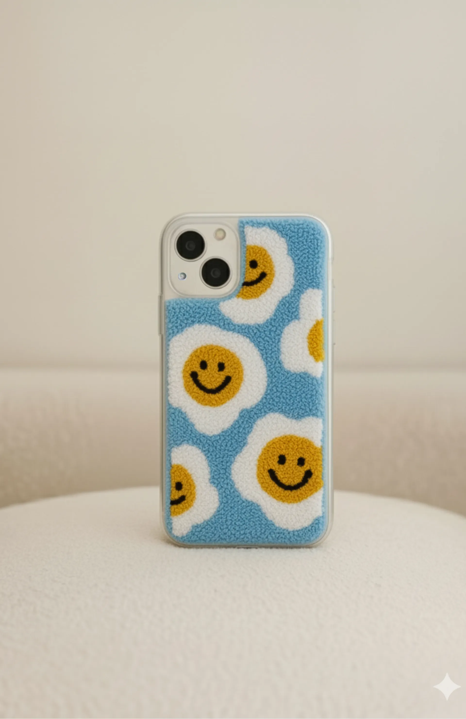 iPhone 14 Plus Uyumlu Gülücük Desen Punch Telefon Kılıfı