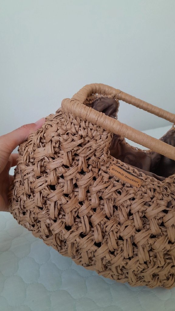 Mango Saplı Rafya Örgü Çanta - Klips Detaylı, Ortalama 25x15cm