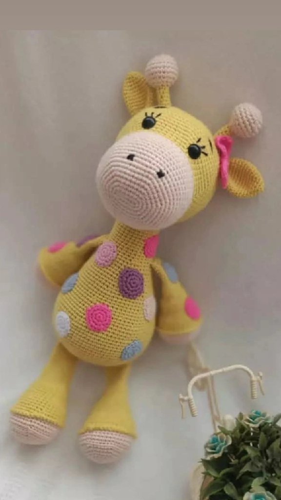 Sarı Amigurumi Zürafa Oyuncak - El Yapımı Süslü Zürafa (30 cm)
