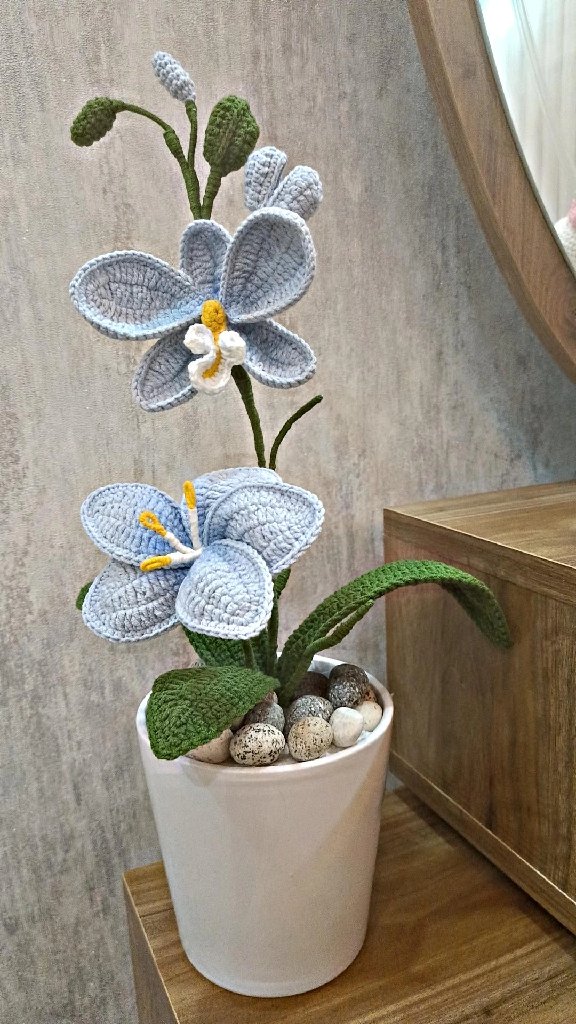 Gri Tığ İşi Orkide - El Yapımı Dekoratif Ev ve Ofis Aksesuarı