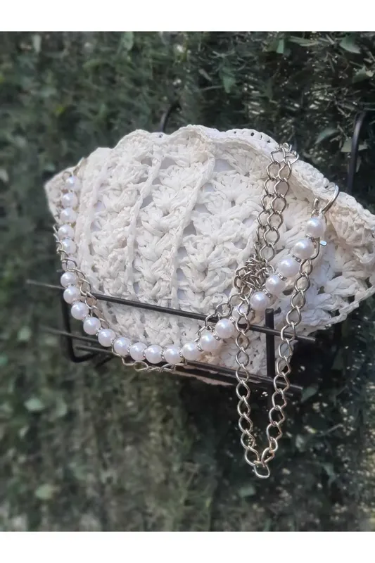 White Knitted Mussel Women's Bag with Silver Chain Strap, Stylish and Handmade Design