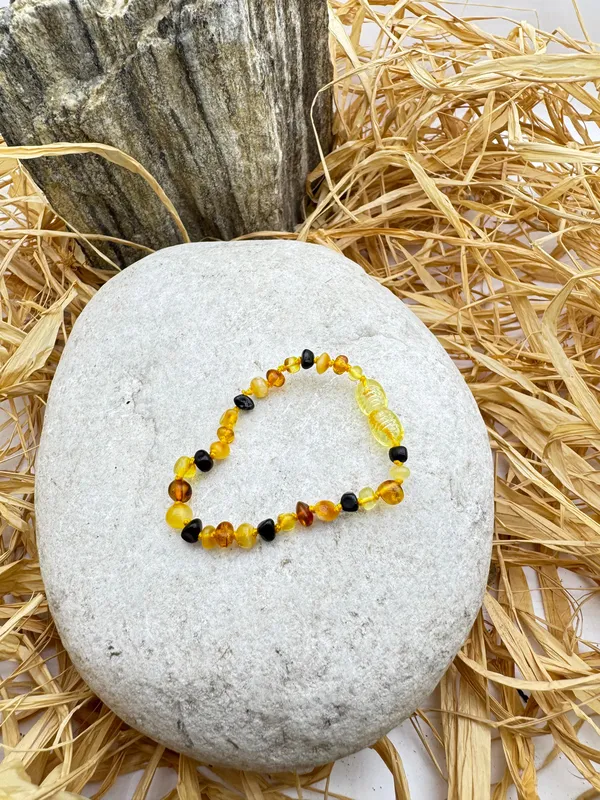 Specially Designed Baby Bracelet Made of Kaya Drop Amber