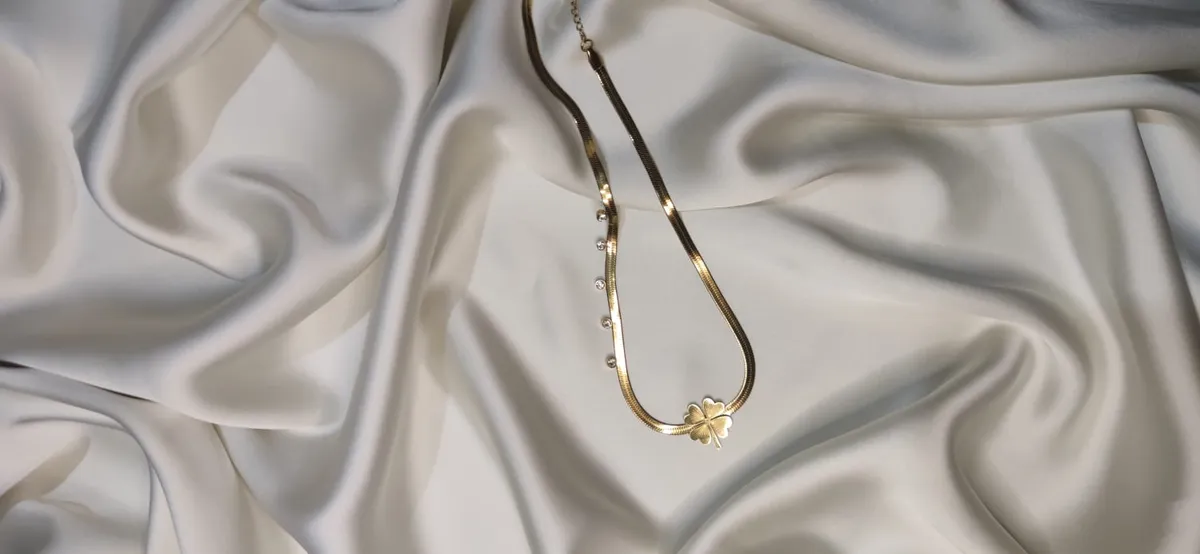 Italian Chain Model Gold Color Clover Figure Zircon Stone Women's Necklace