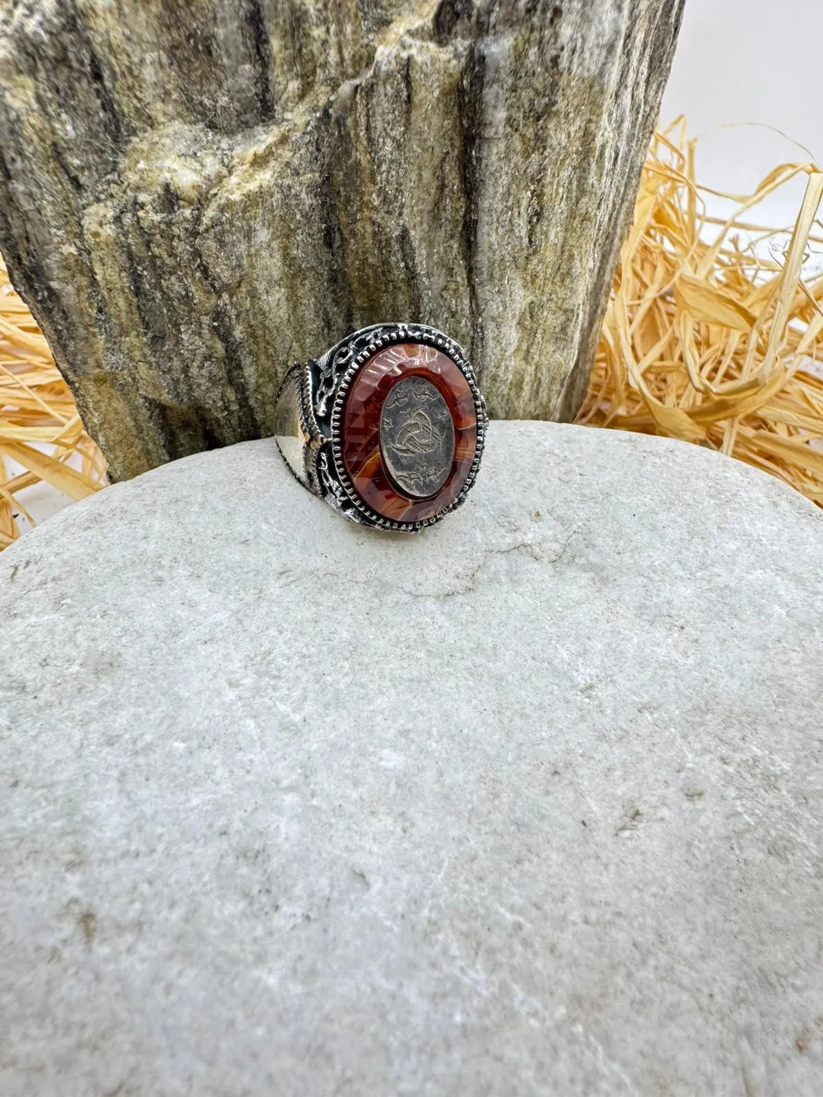 925 Sterling Silver Men's Ring with Tughra and Red Agate Stone