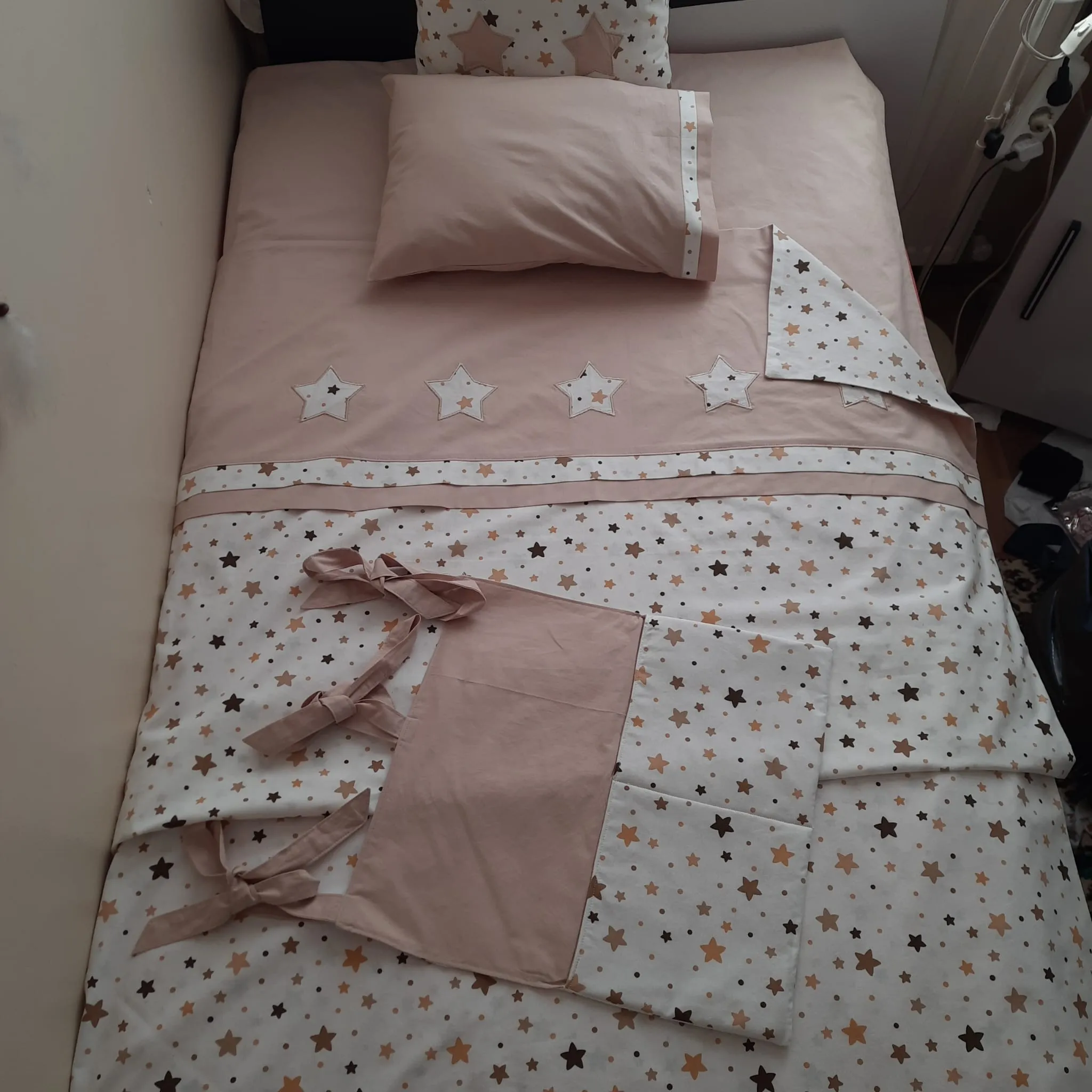 Star Patterned Beige Duvet Cover Set