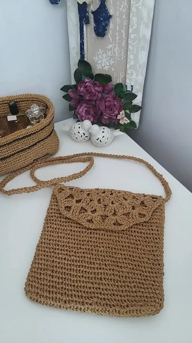 Straw Cover and Strap Phone Bag