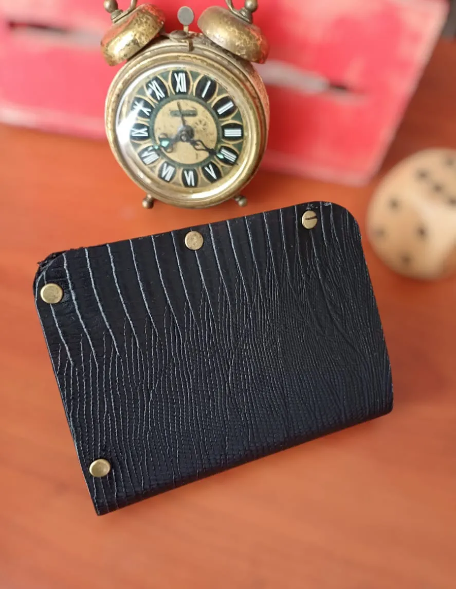 Handmade Leather Card Holder – Black Crocodile Texture & Anthracite Cover Design