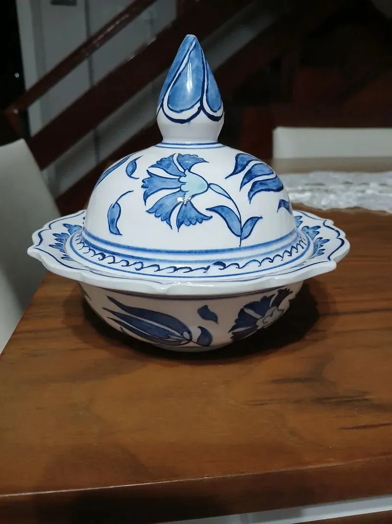 Sugar Bowl Decorated with Classical Motifs, Reflecting Traditional Turkish Tile Art.