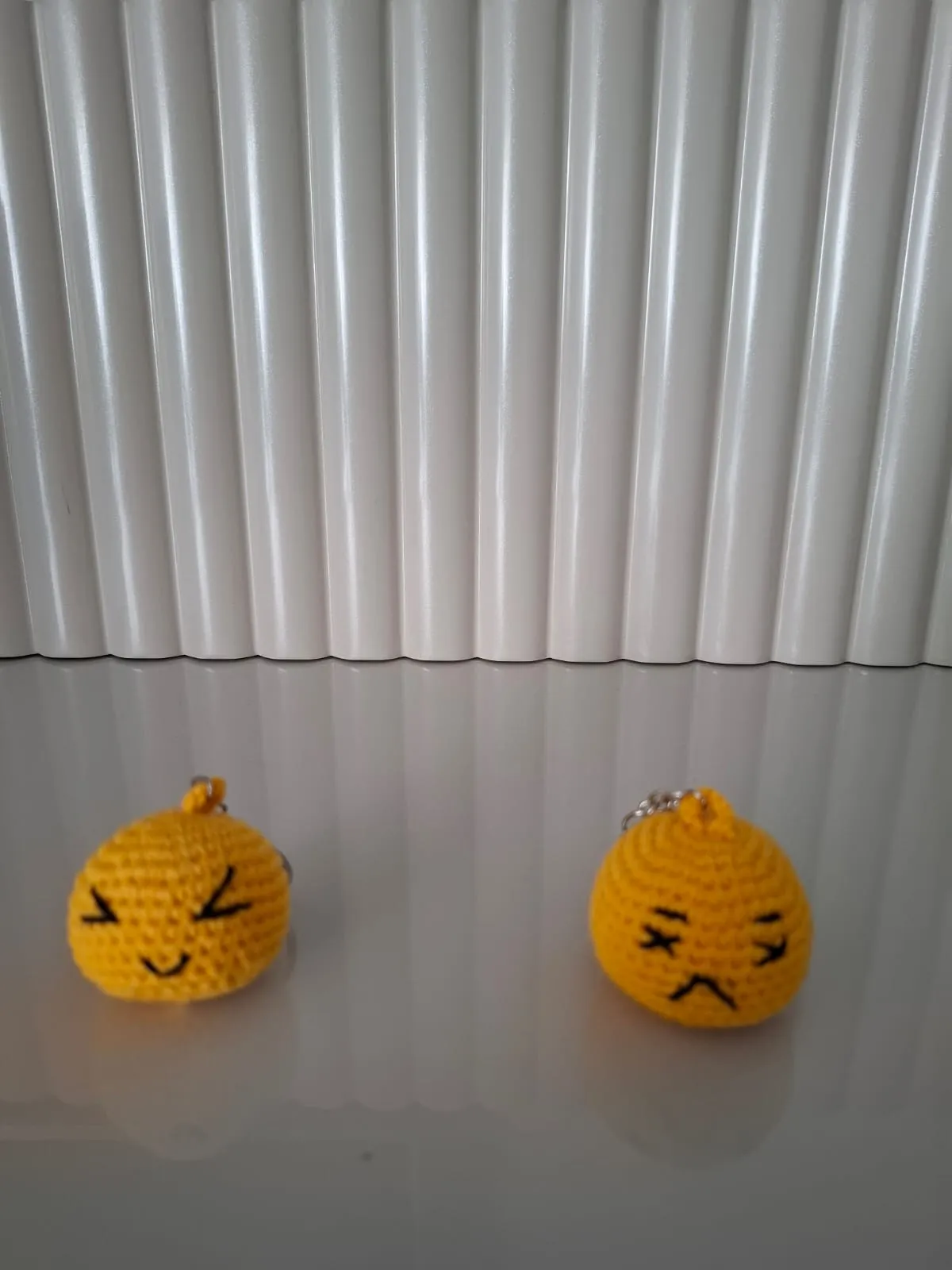 El Yapımı Emoji Amigurumi Anahtarlık Seti – 2’li Paket