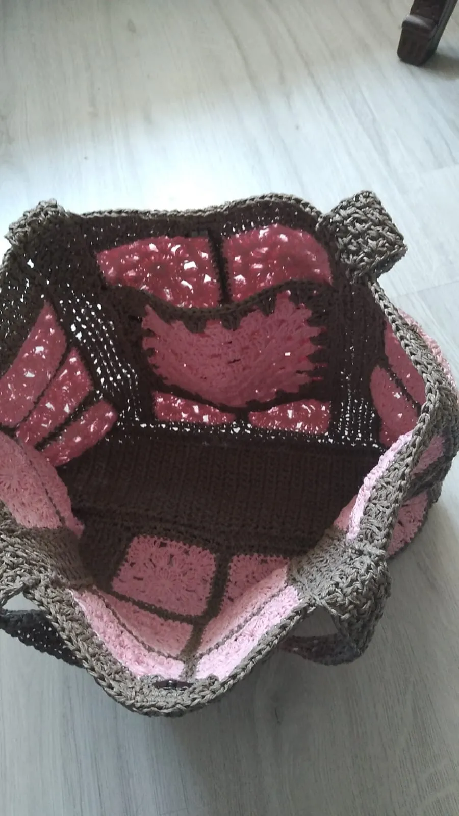 Pink Square Motif Paper String Shoulder Bag