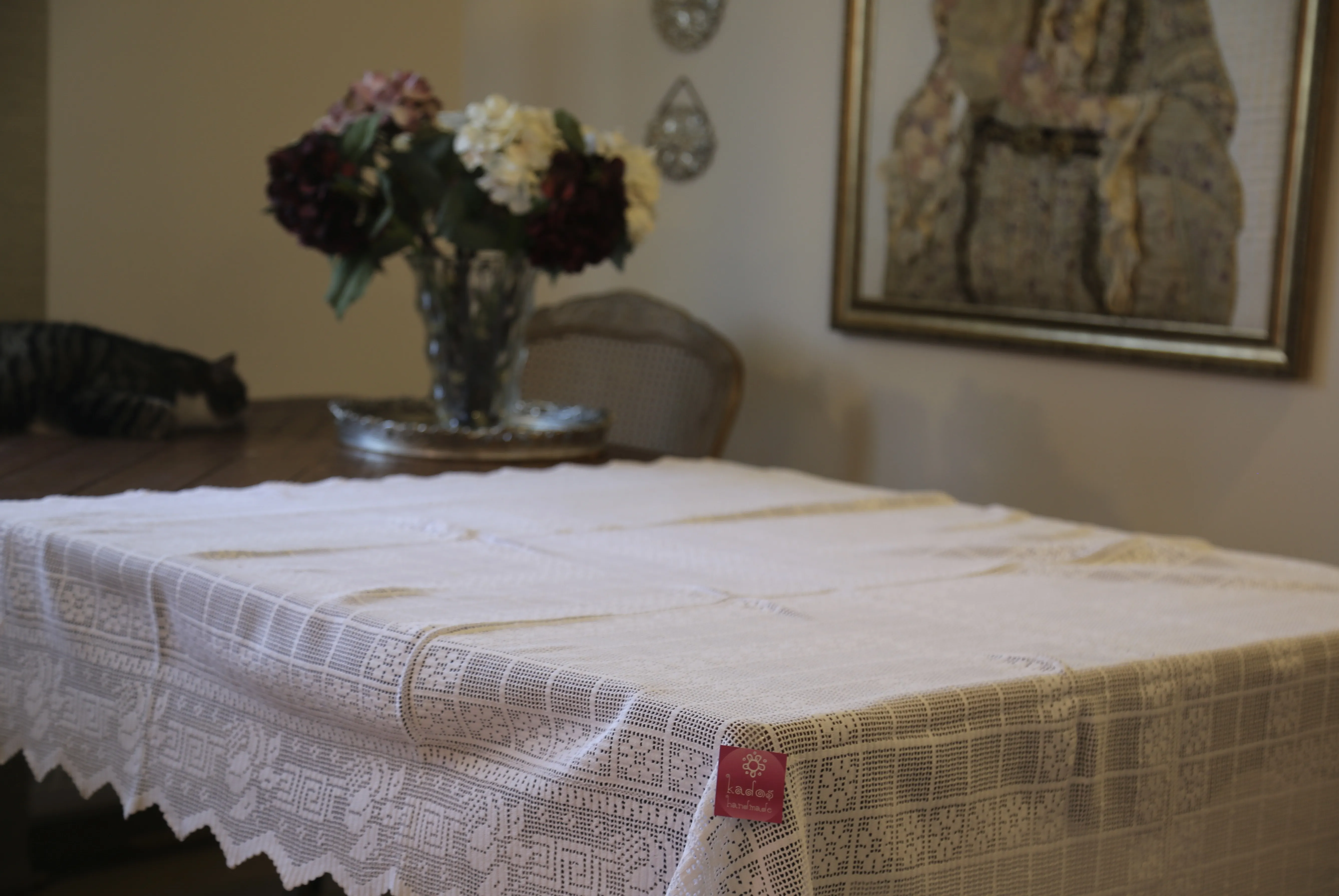 Classic Lace Tablecloth