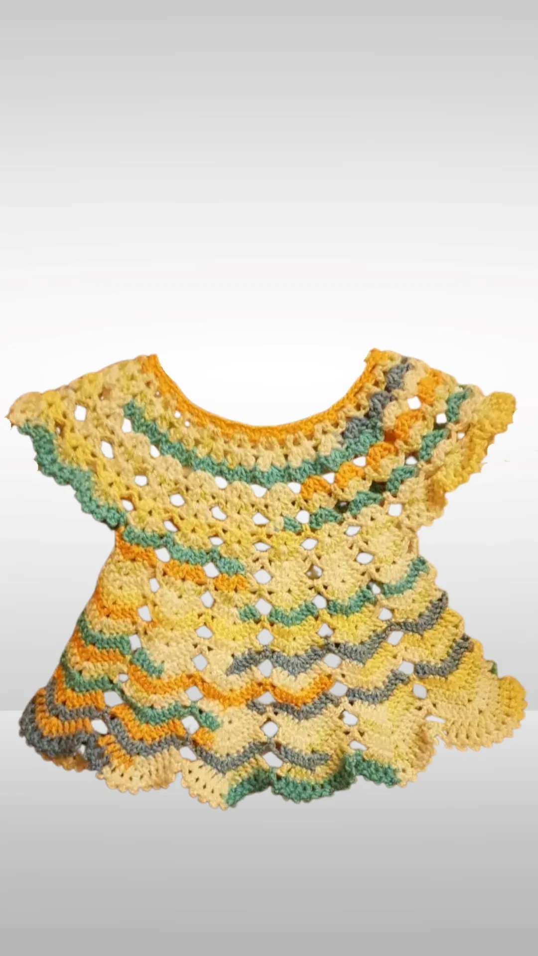 El Örgüsü Bebek Elbisesi