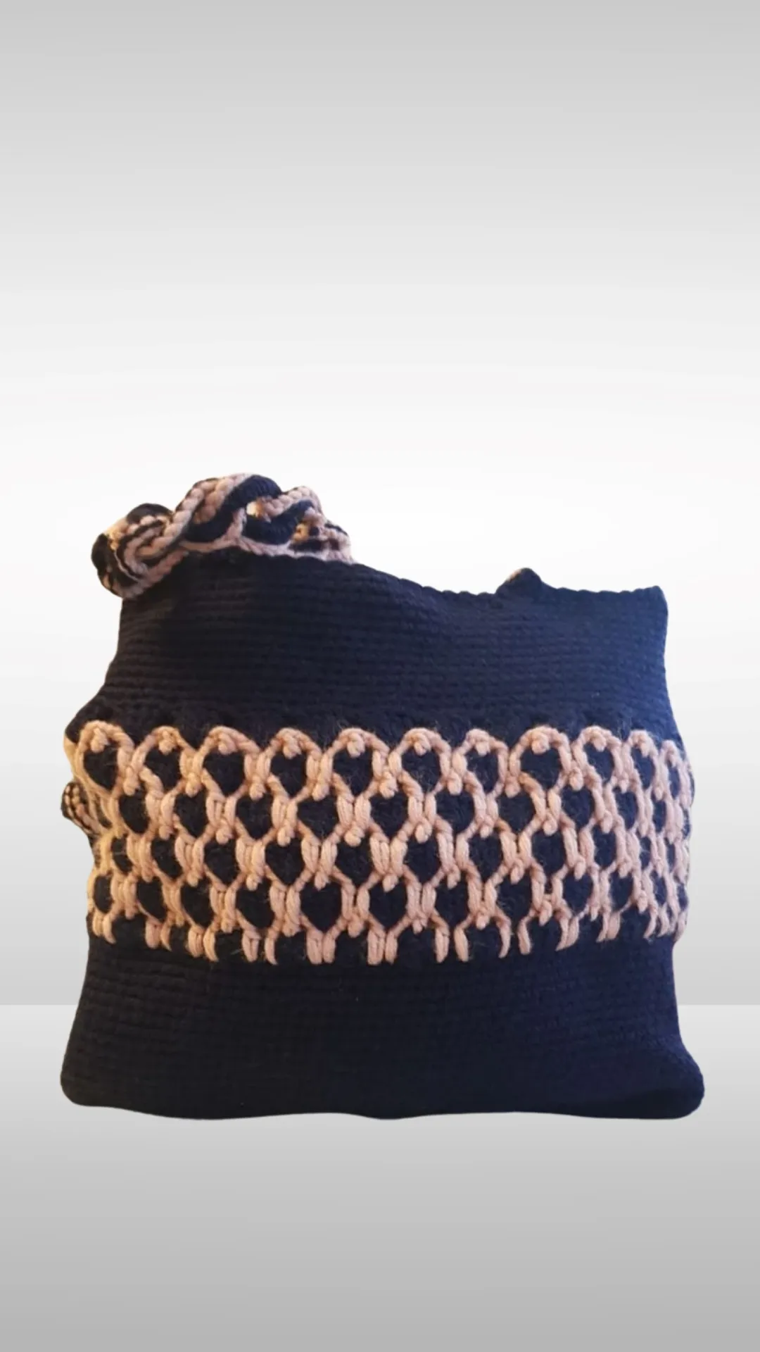 Black and Cream Detailed Handbag