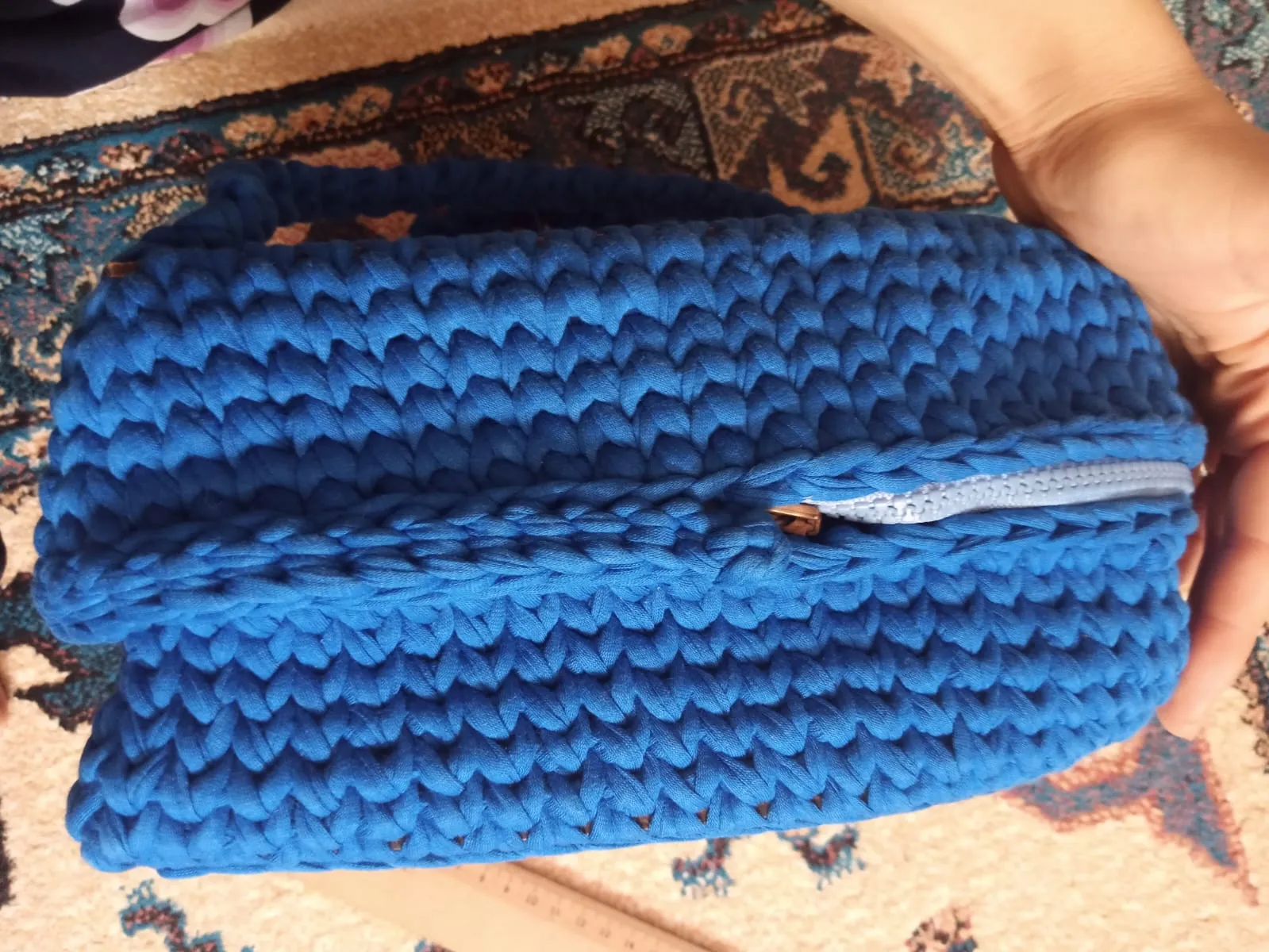 Hand Knitted Zippered Bag – Handmade from Thick Combed Cotton Yarn