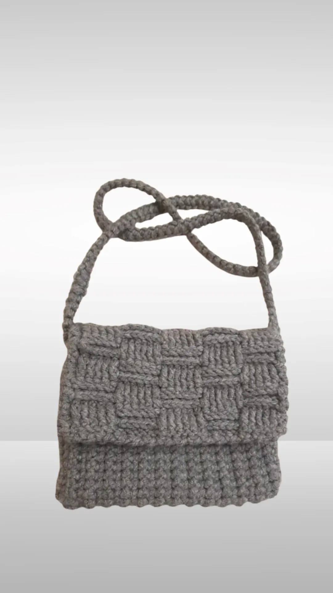 Gri Renk El Örgüsü Mıknatıslı Kapaklı Omuz Çantası