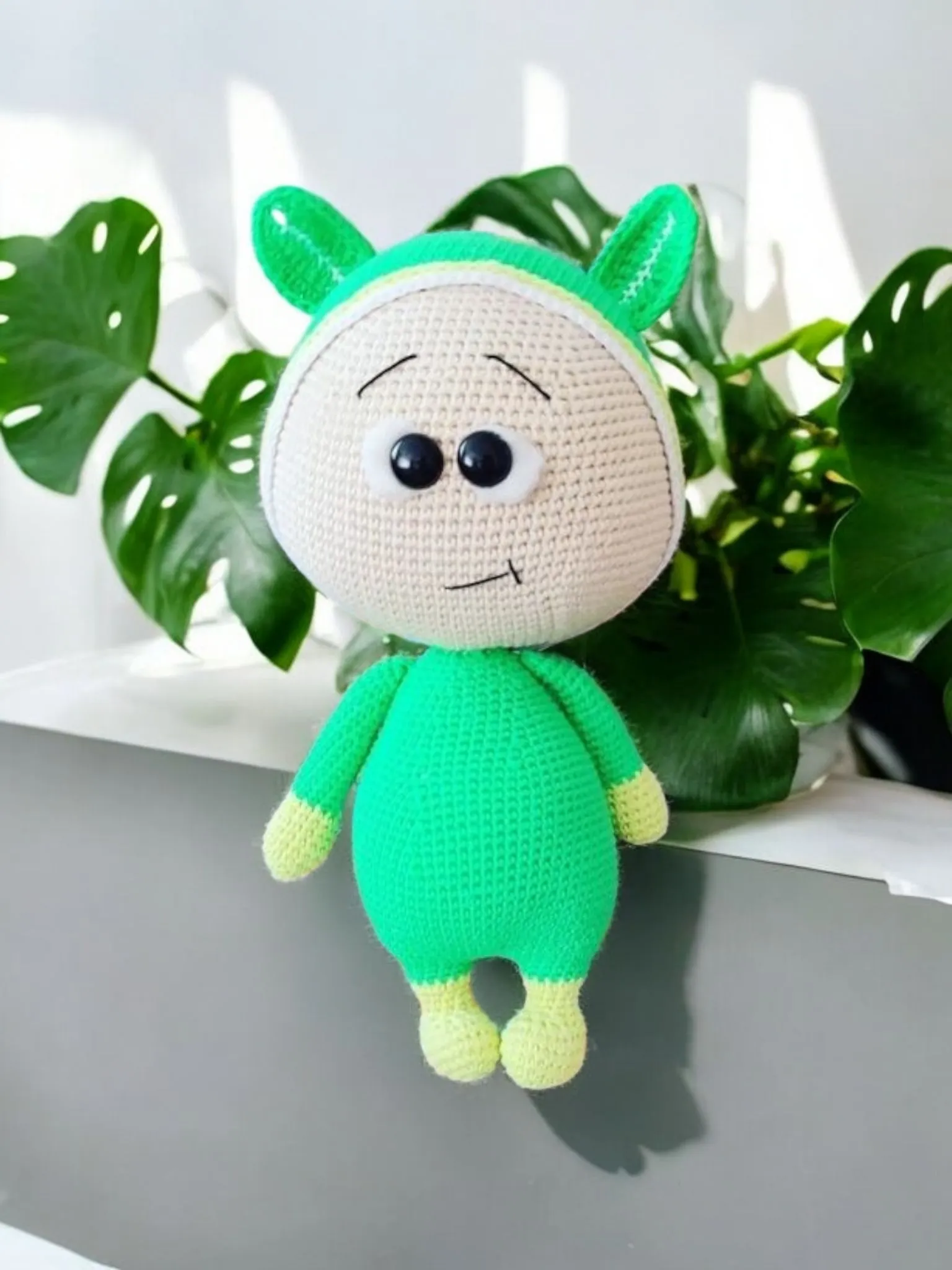 Amigurumi caillou bebek