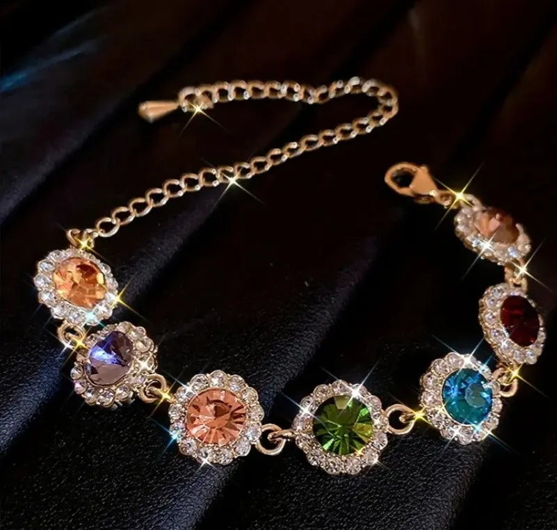 Shiny bracelet with stones
