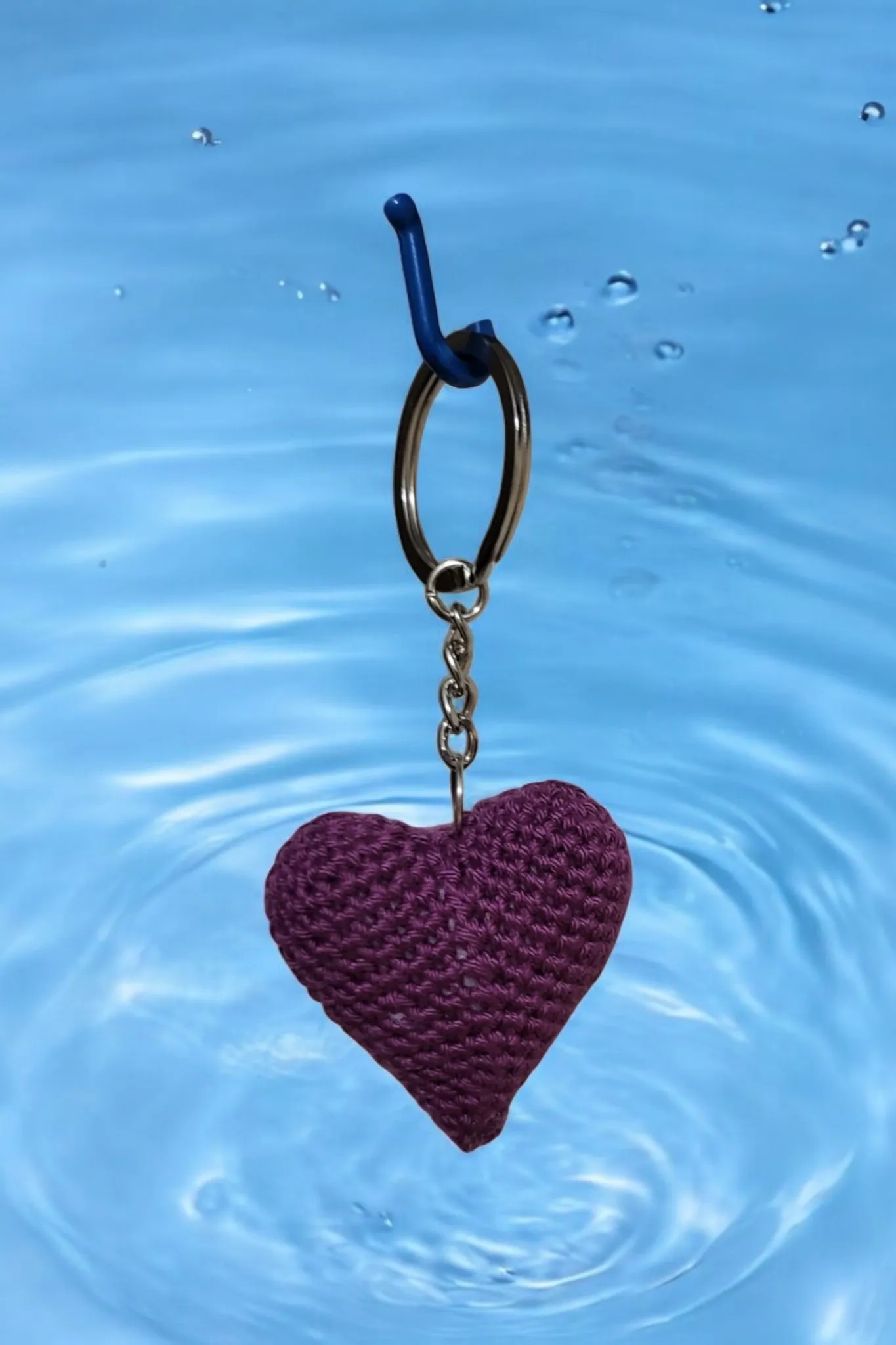 Bordo rengi kalp anahtarlık 