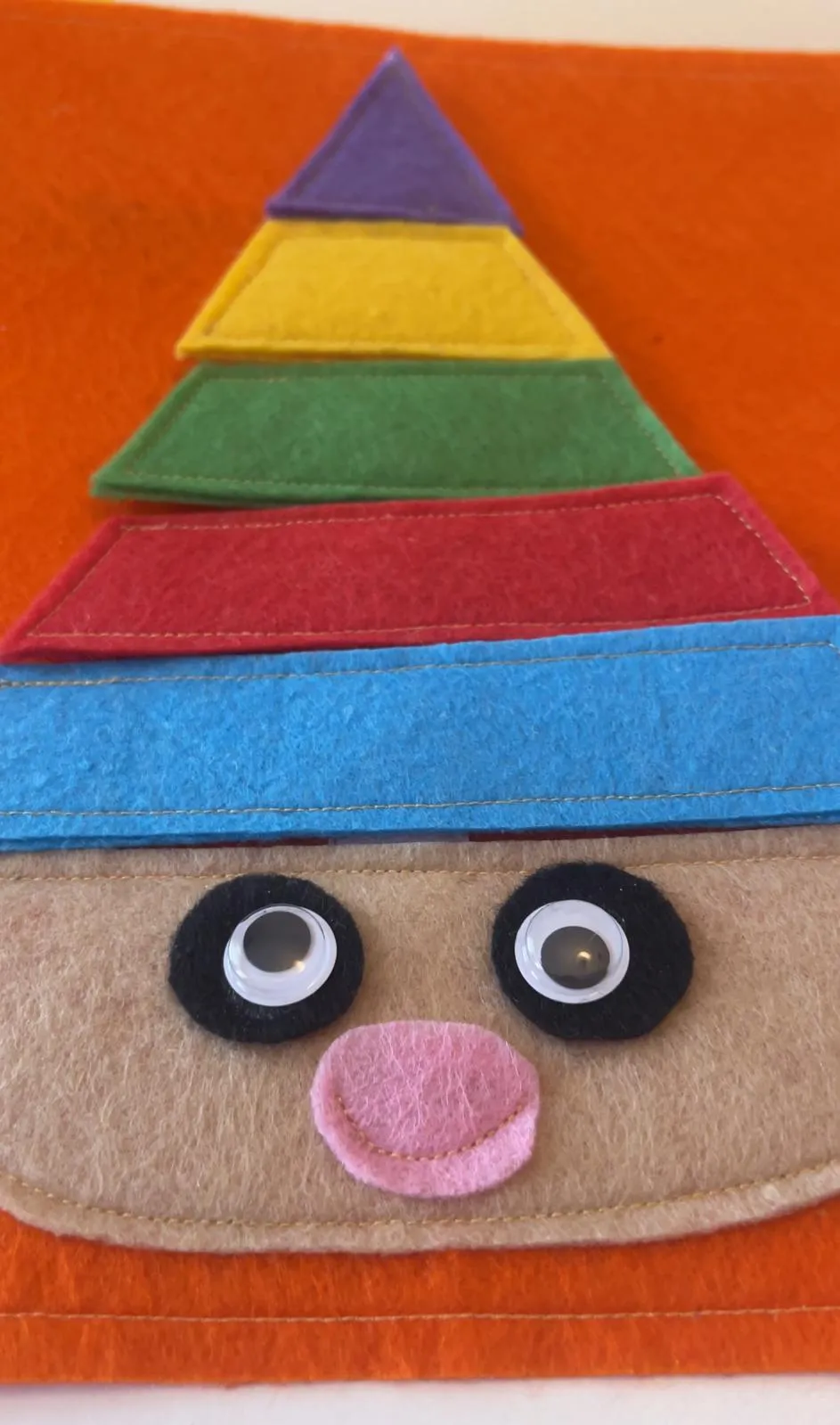 Pyramid Themed Felt Activity Game