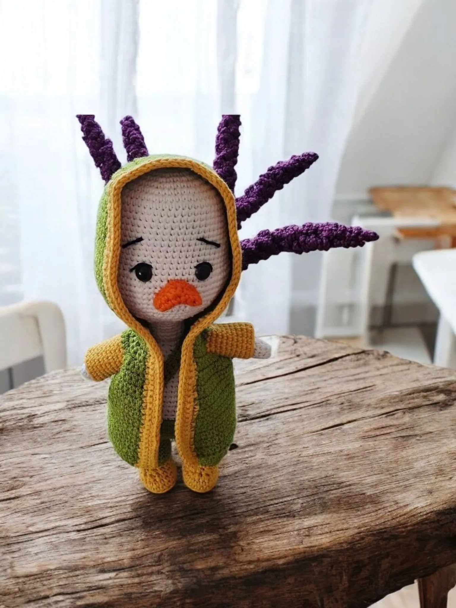 Amigurumi cardigan duck