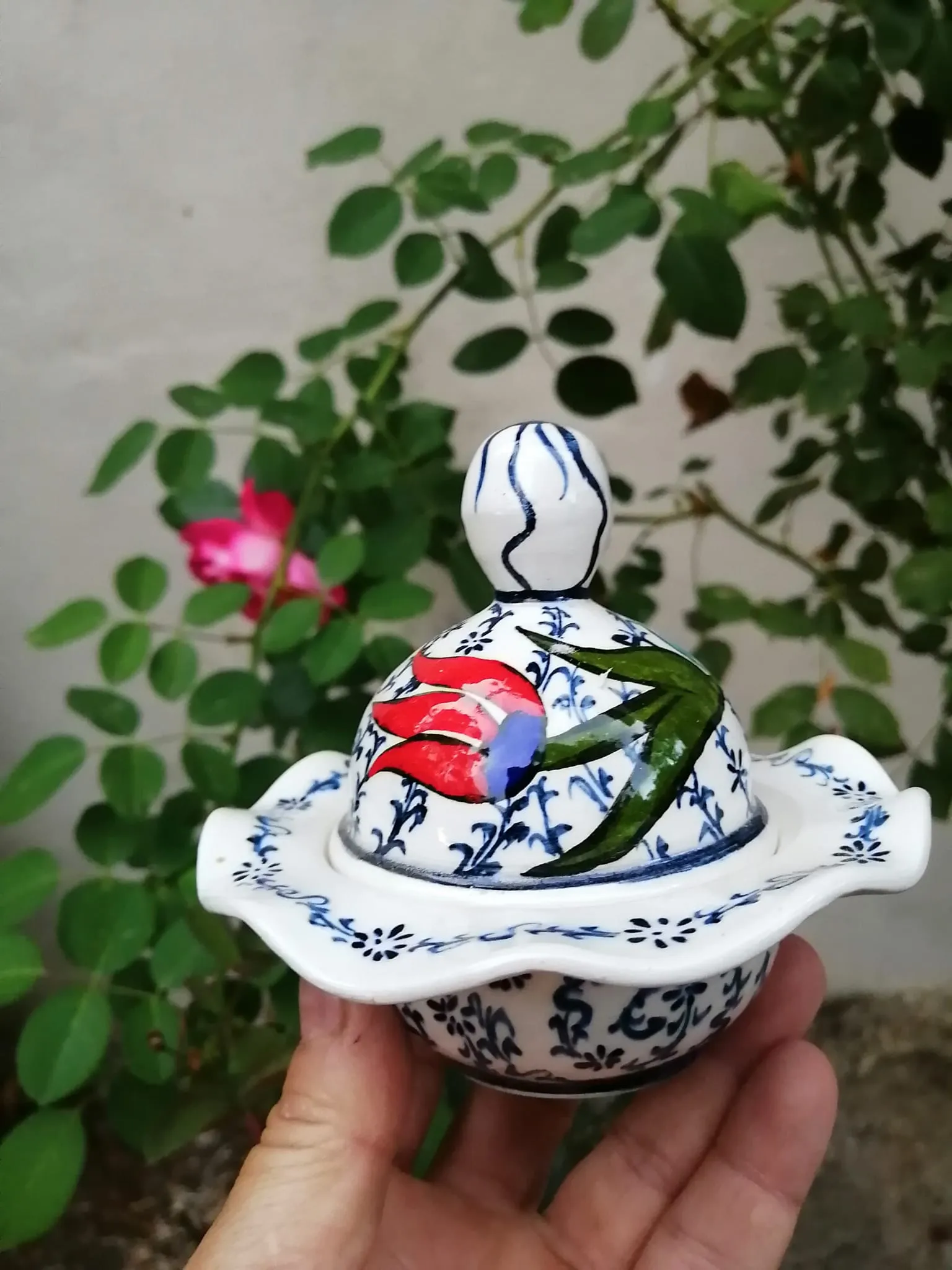 Hand Painted Ceramic Turkish Delight Bowl with Tulip Motif