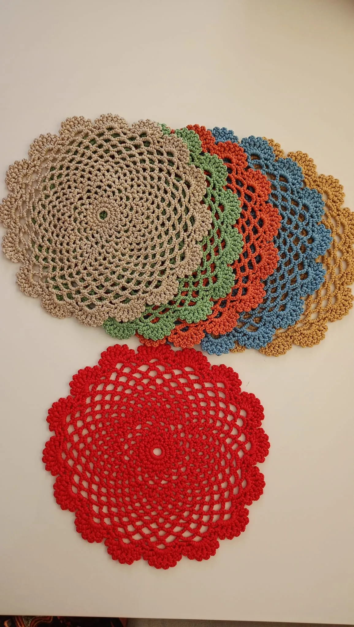 El Yapımı Tığ İşi Renkli Dantel Supla Takımı - 35 cm Yuvarlak