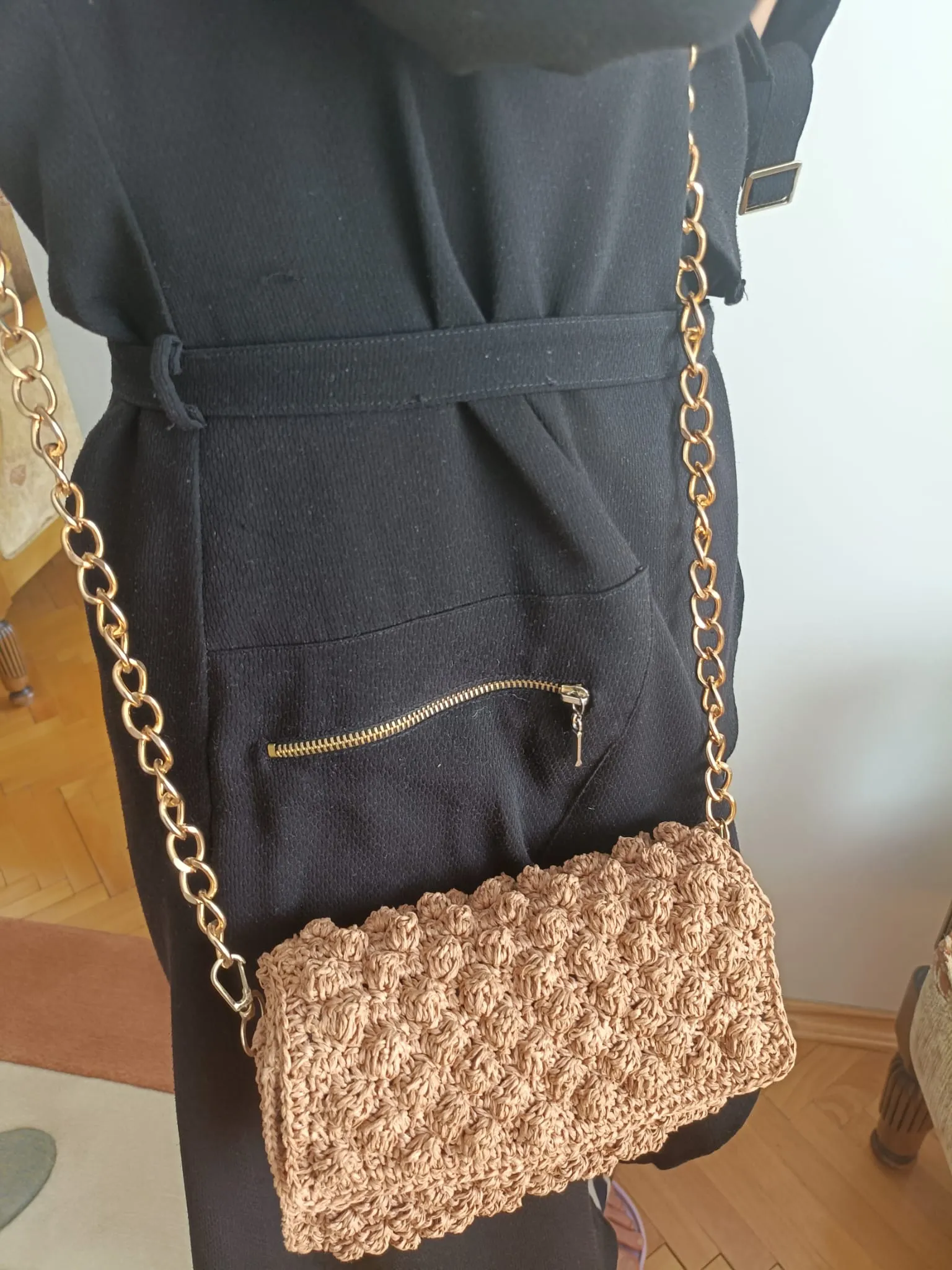 Kahverengi Örgü Zincir Askılı Çanta