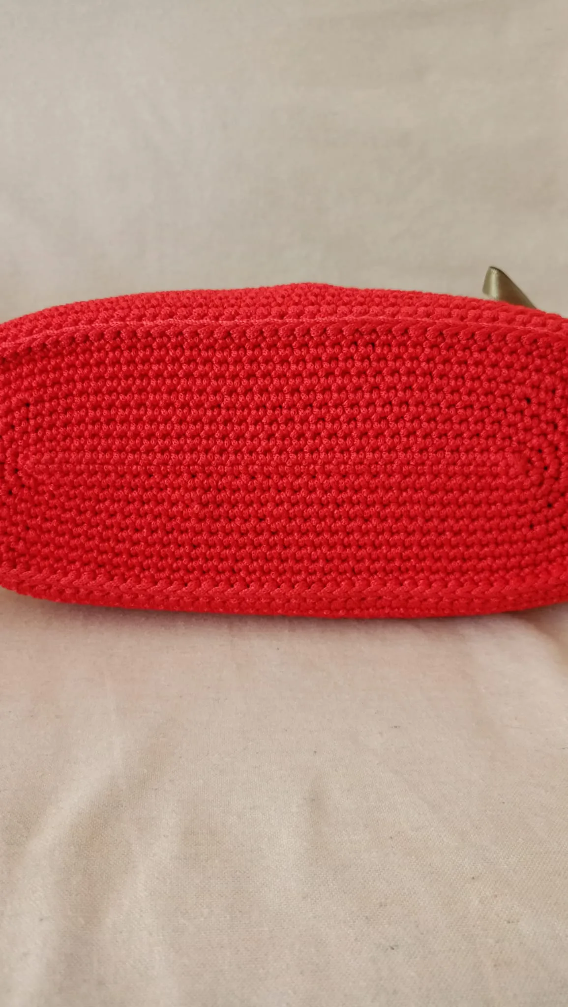 Kırmızı Çiçek Detaylı El Örgüsü Çanta – 32x22x11 cm