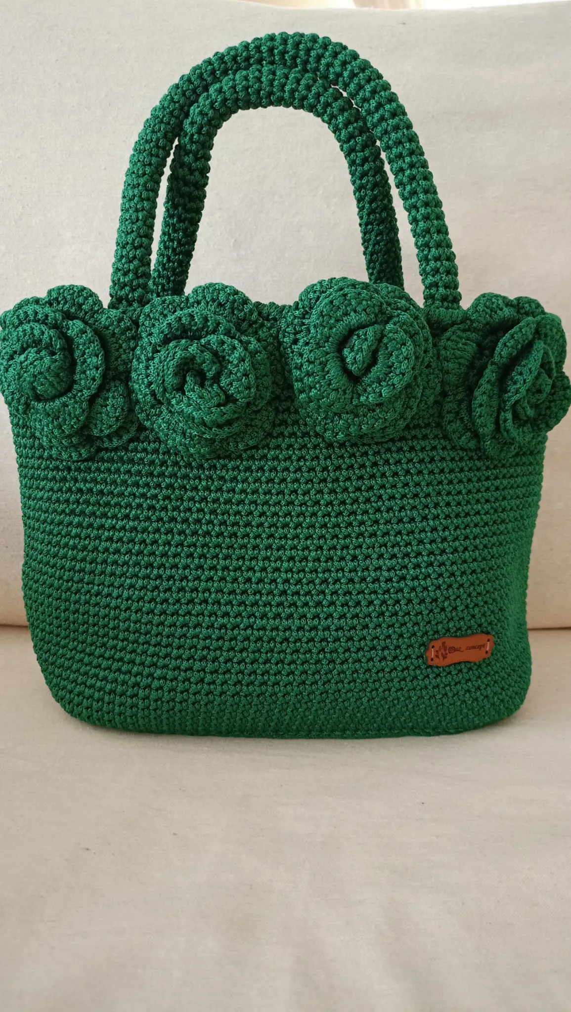 Yeşil Çiçek Detaylı El Örgüsü Çanta – 32x22x11 cm