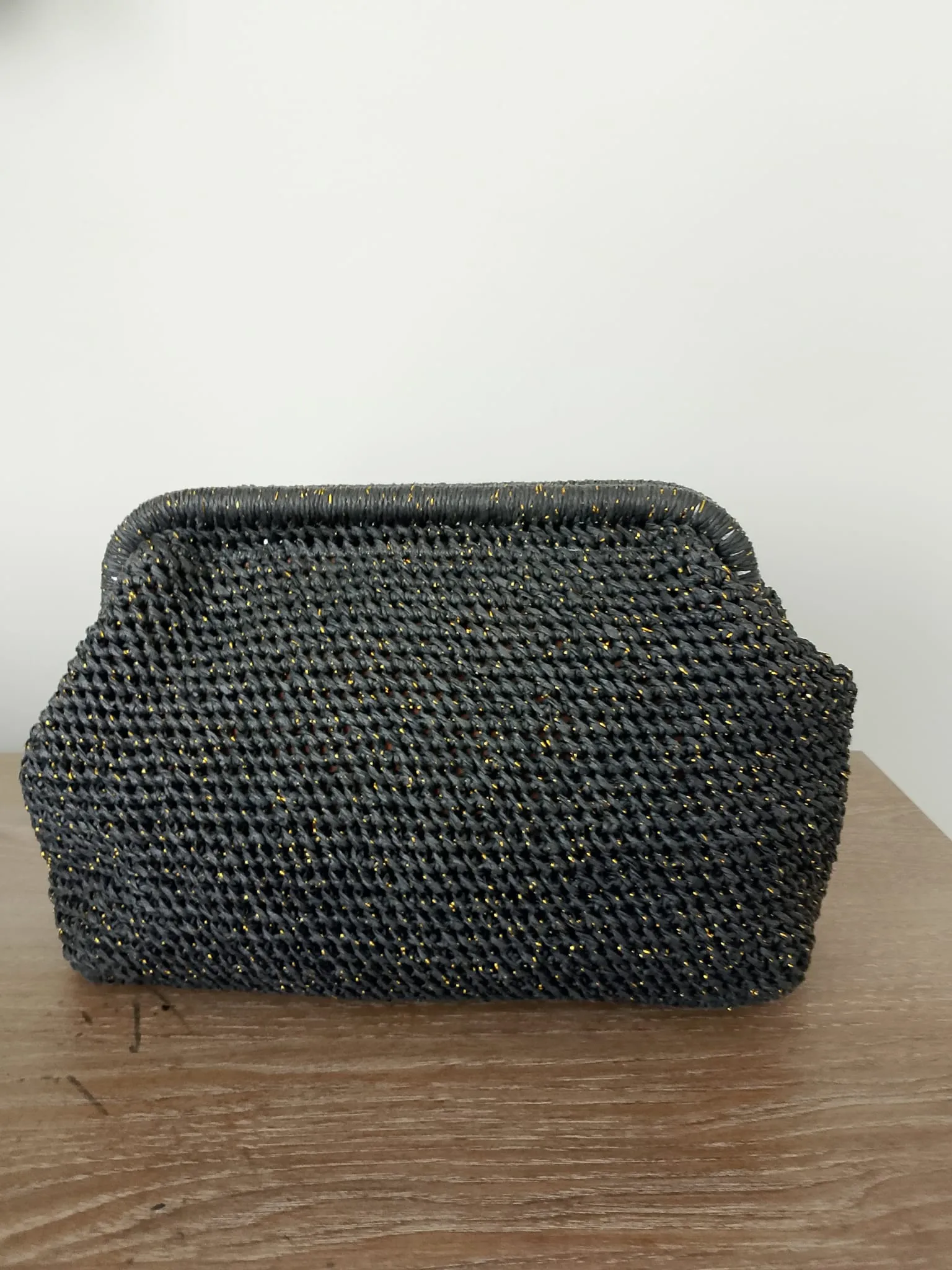 Siyah Simli El Yapımı Örgü El Çantası