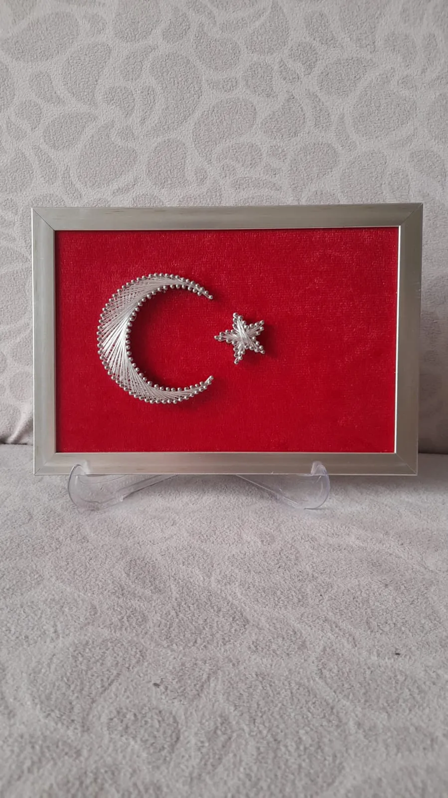 Kadife Üzerine Türk Bayrağı – Masa Üstü veya Duvar Kullanımı