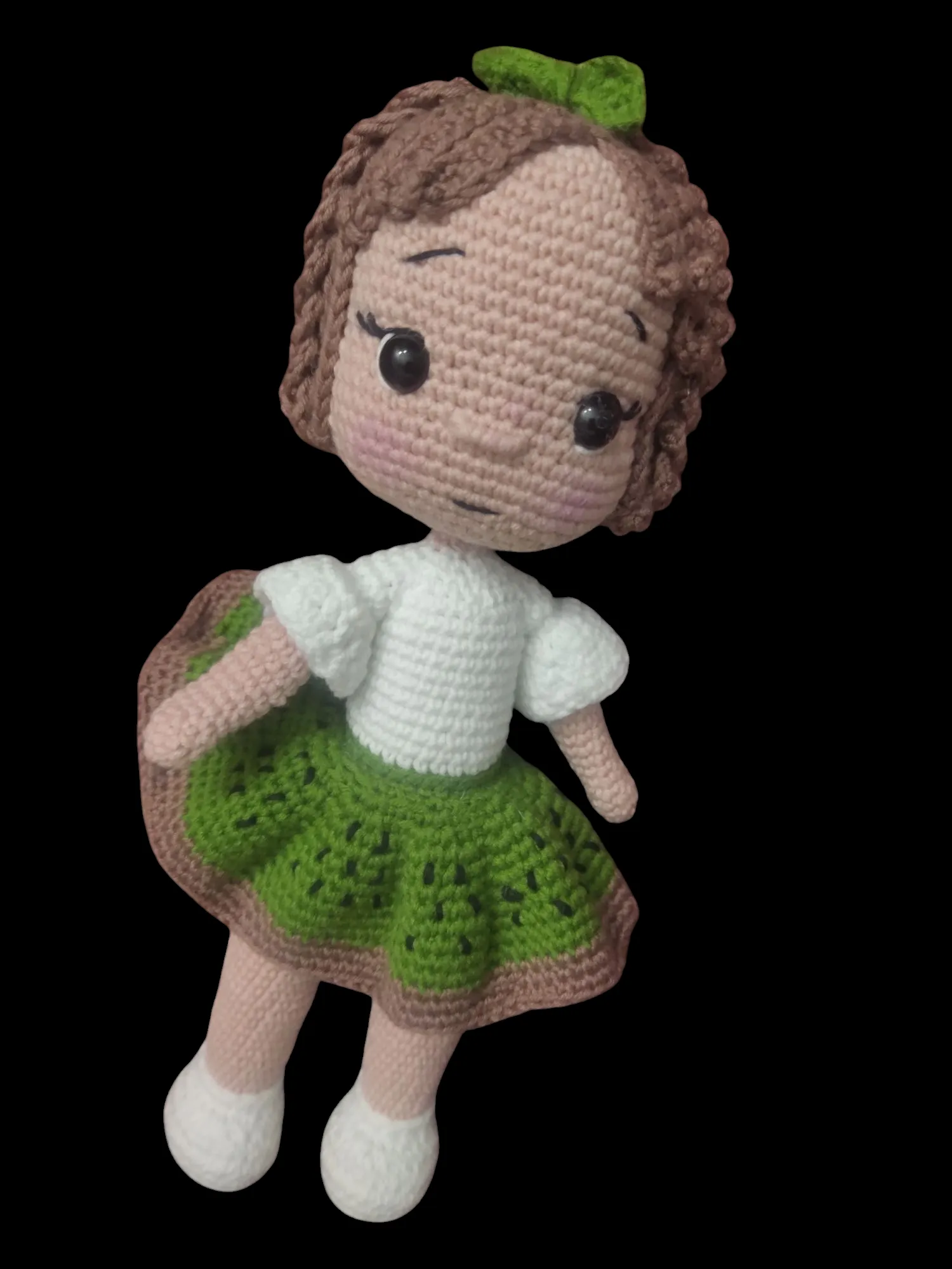 Yeşil Etekli El Örgüsü Amigurumi Bebek