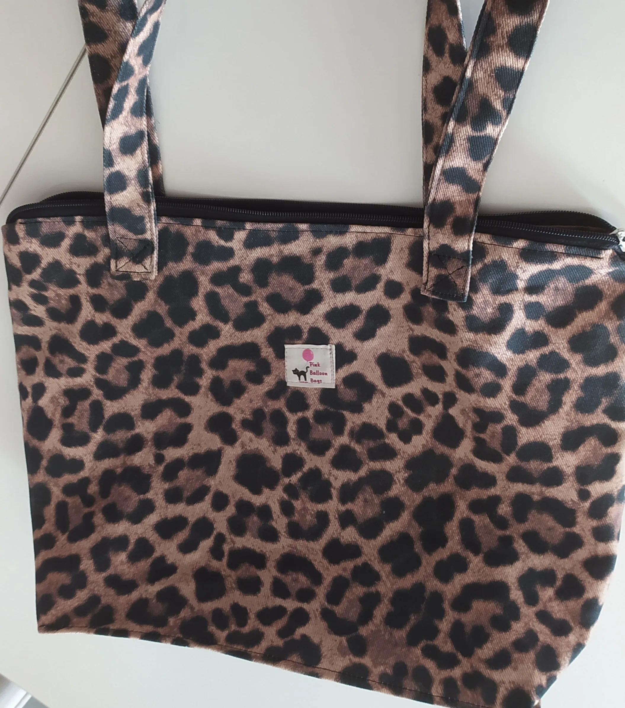Leopar Desenli Kumaş Omuz Çantası