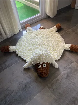 El Yapımı Koyun Desenli Örgü Halı Alize Puffy İplikten Çocuk Odası Halısı