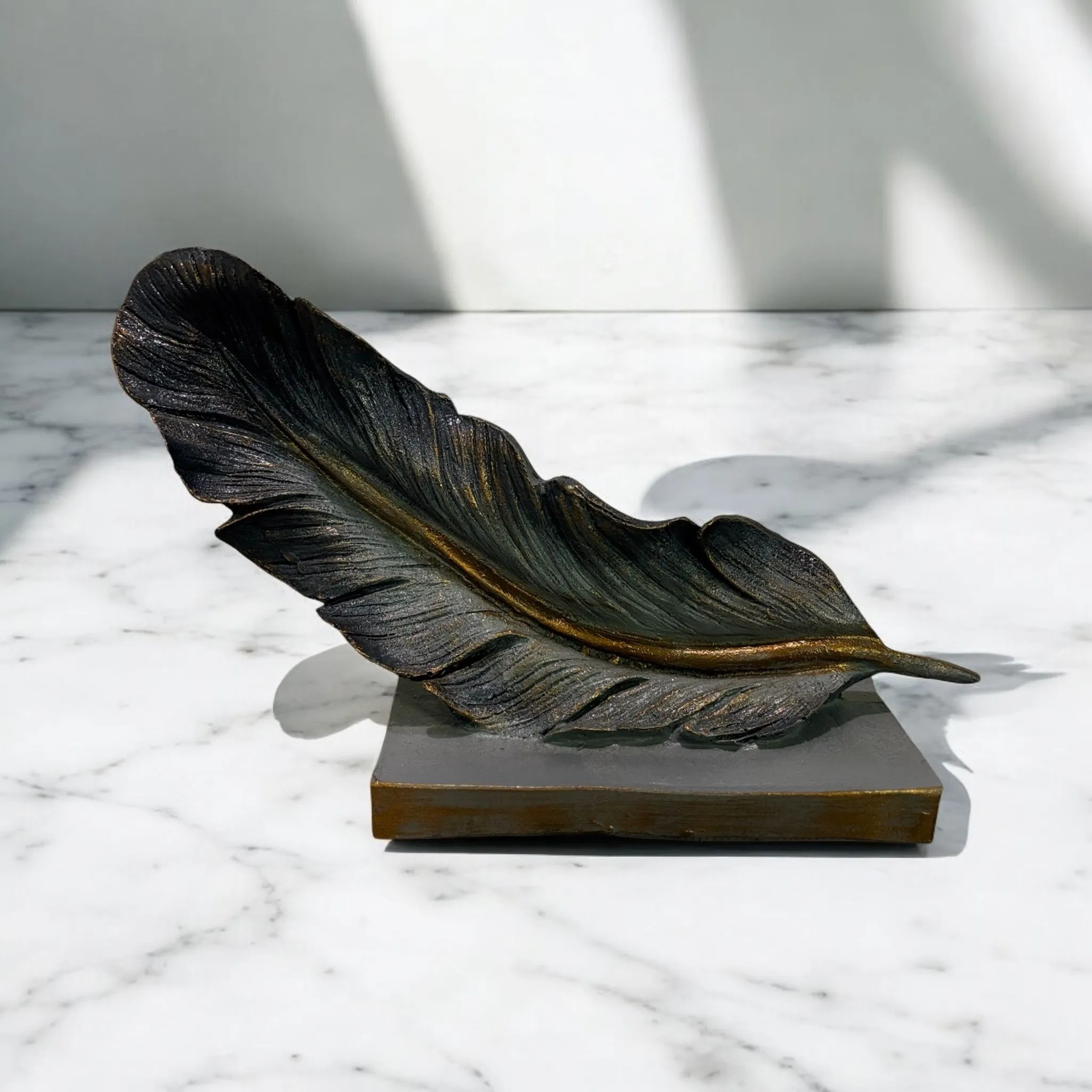 El Yapımı Yaprak Figürlü Masa Dekoru