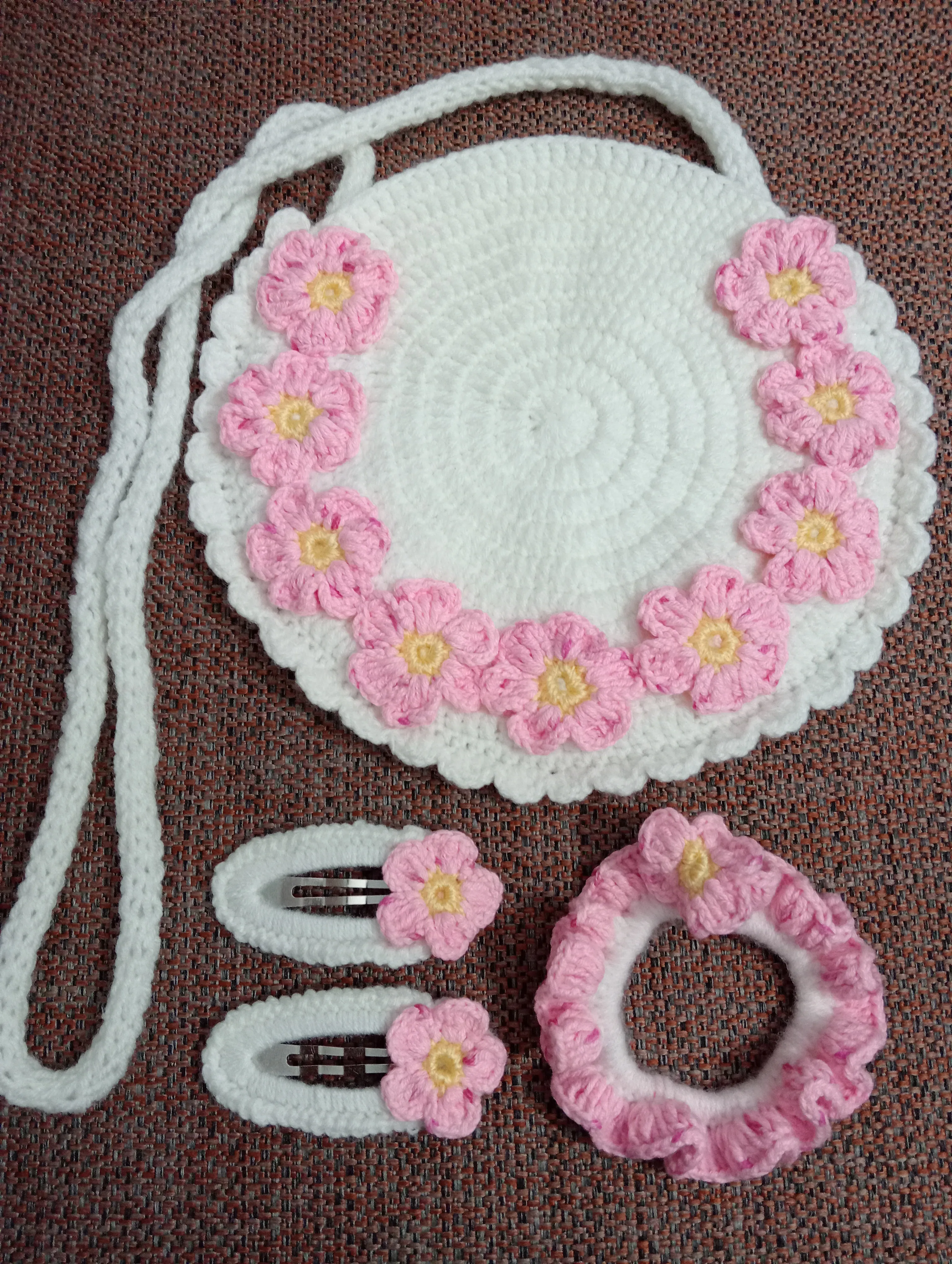 Bahar Model Kız Çocuğu Çanta – Şık, Hafif ve Günlük Kullanıma Uygun