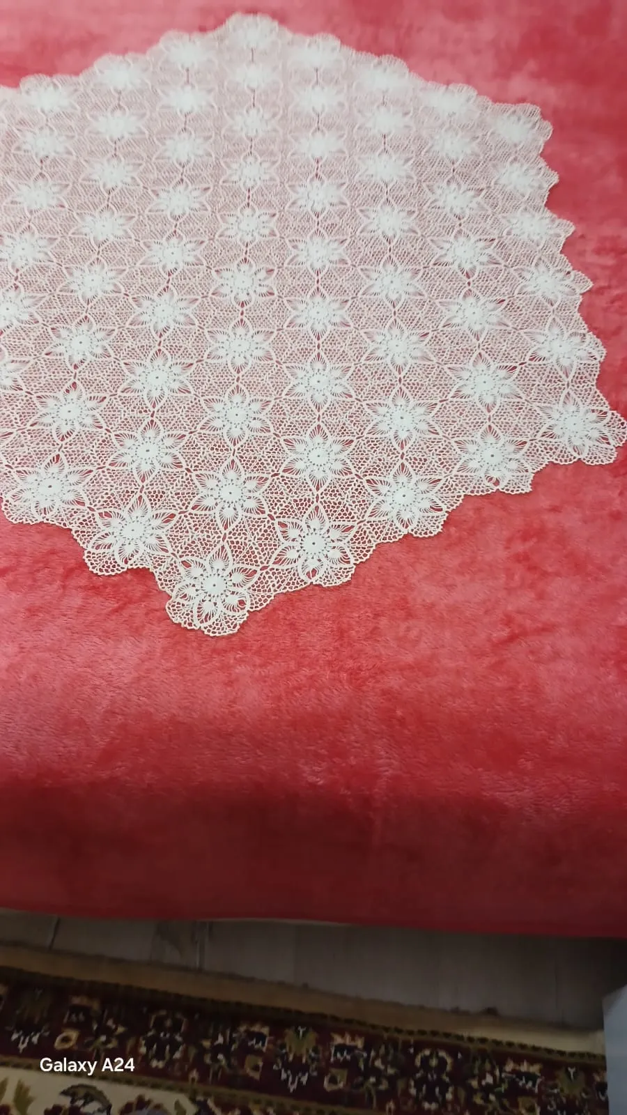 El Emeği Beyaz Dantel Masa Örtüsü – 87x110 cm Özel Tasarım