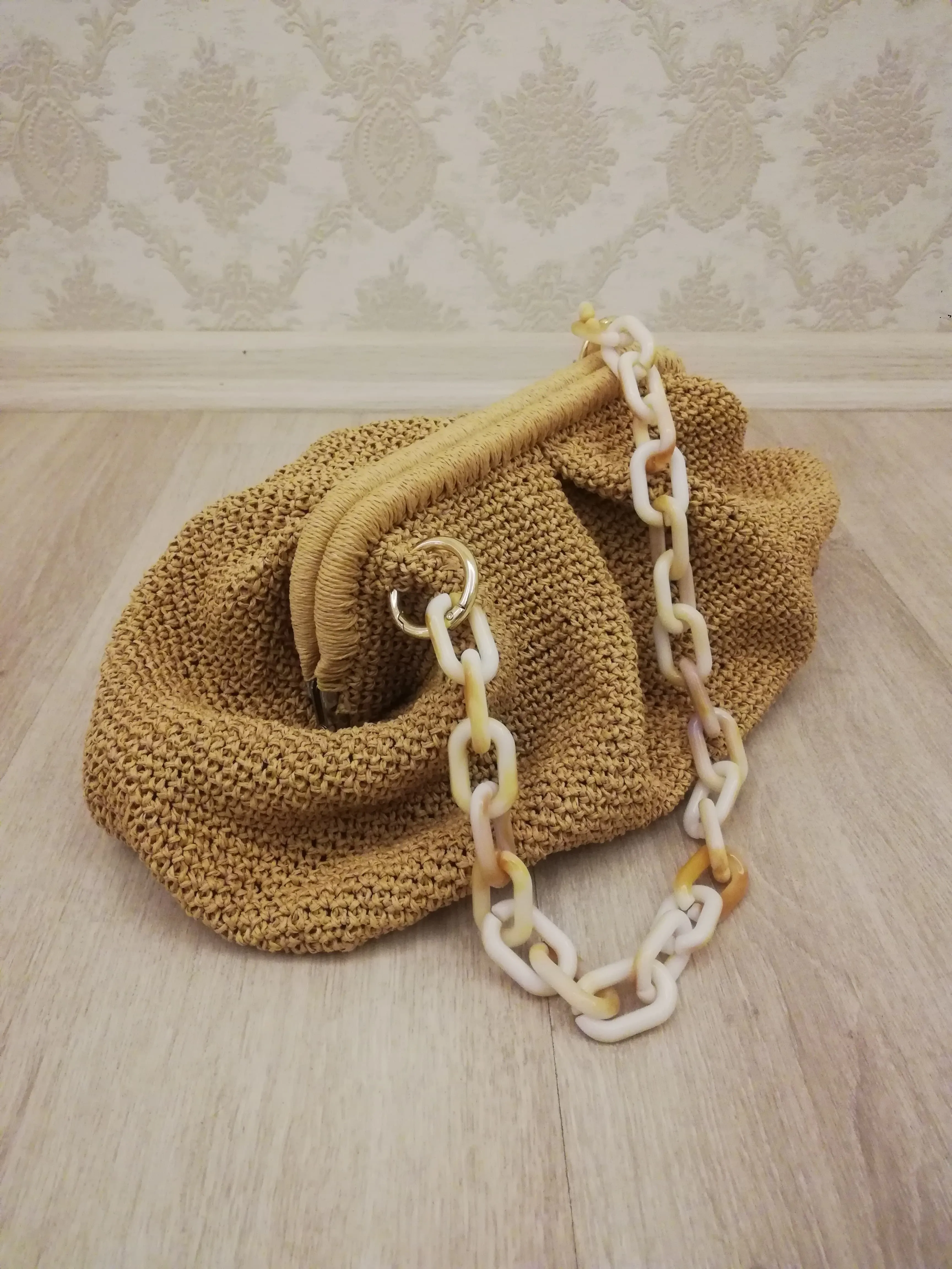 El Örgüsü Kağıt İp Clutch & Portföy Çanta – Şıklık ve Doğallığın Buluşması