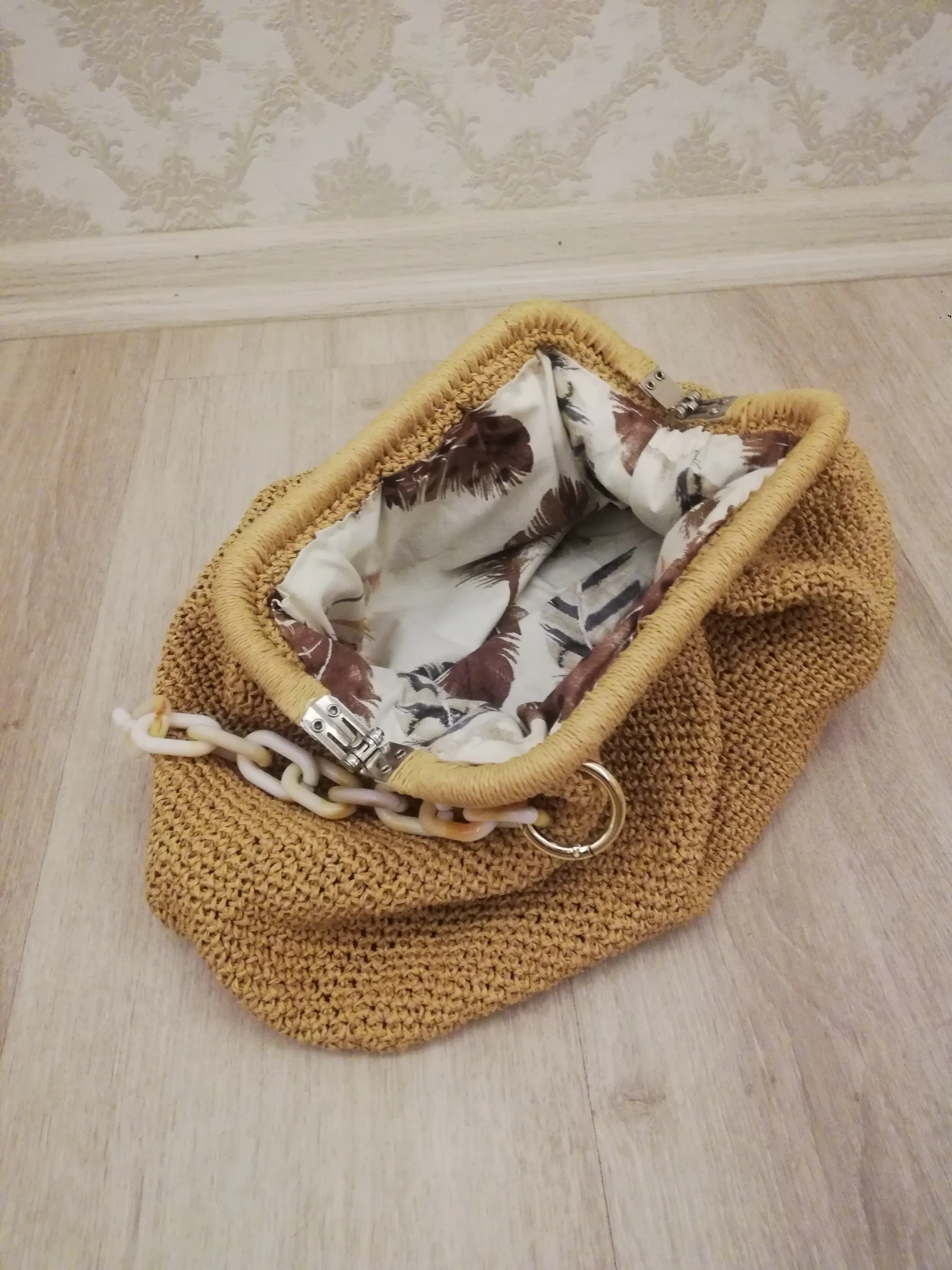 El Örgüsü Kağıt İp Clutch & Portföy Çanta – Şıklık ve Doğallığın Buluşması