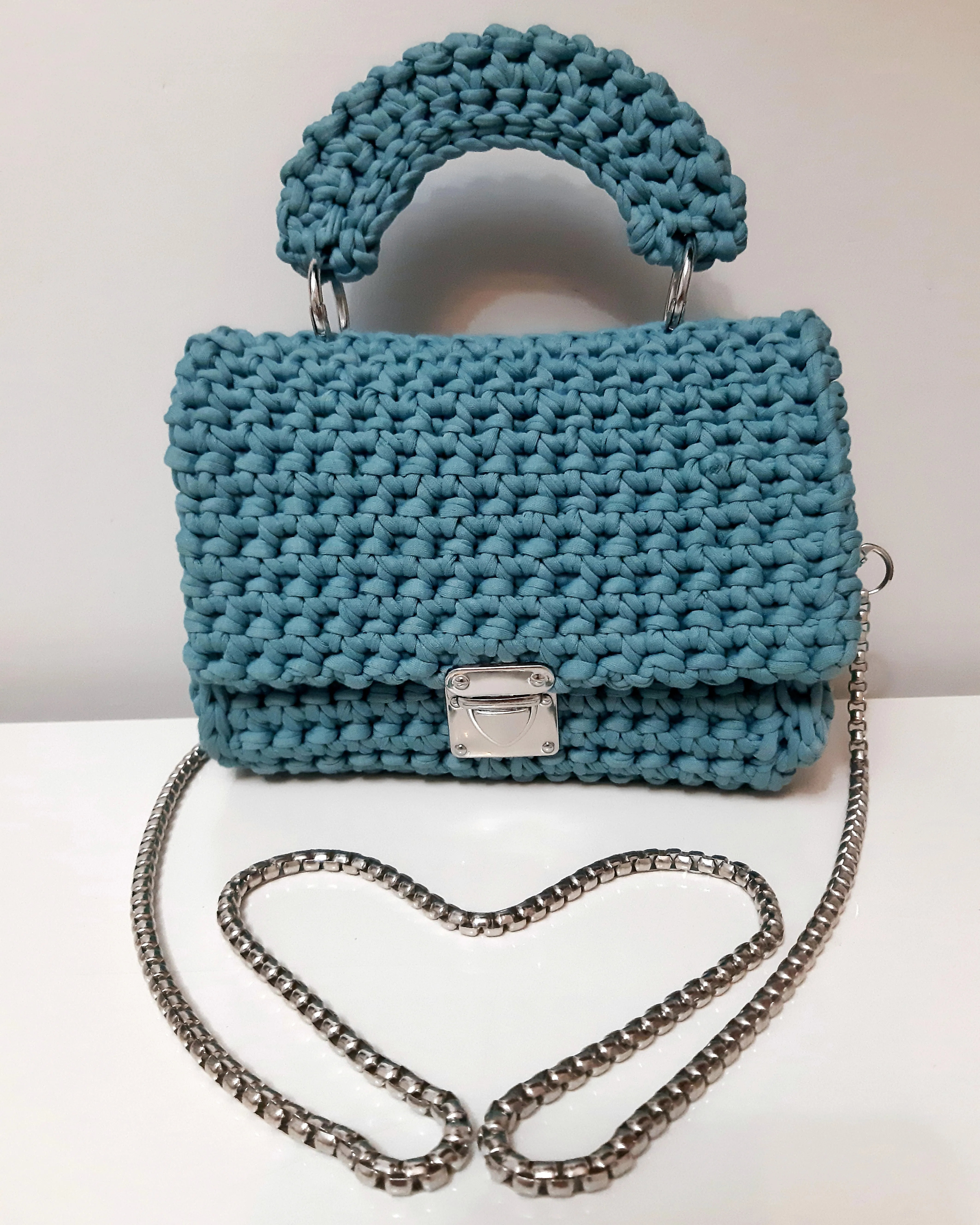 Knotsy El Örgüsü Penye Çanta – Mavi | El Yapımı Zincir Askılı Omuz ve El Çantası