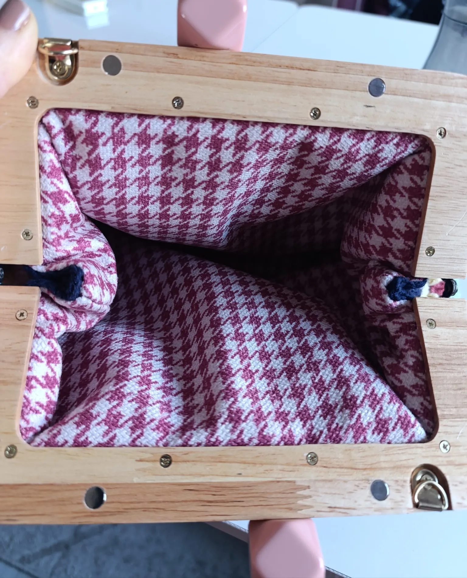 El Yapımı Tasarım Çanta – 30x20 cm Astarlı, Şık ve Kullanışlı