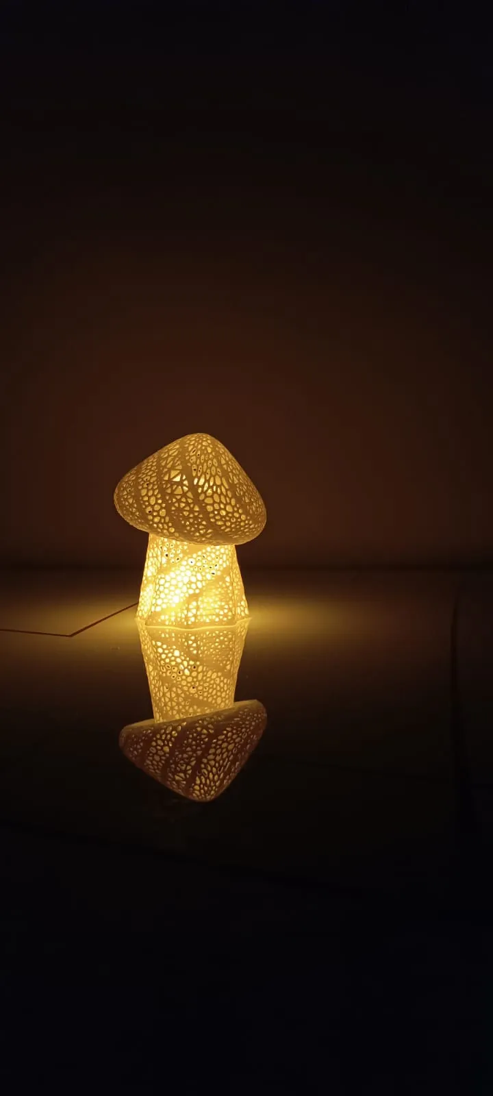 3D Baskı Dekoratif LED Mum – Özel Tasarım Masa ve Ev Aydınlatma