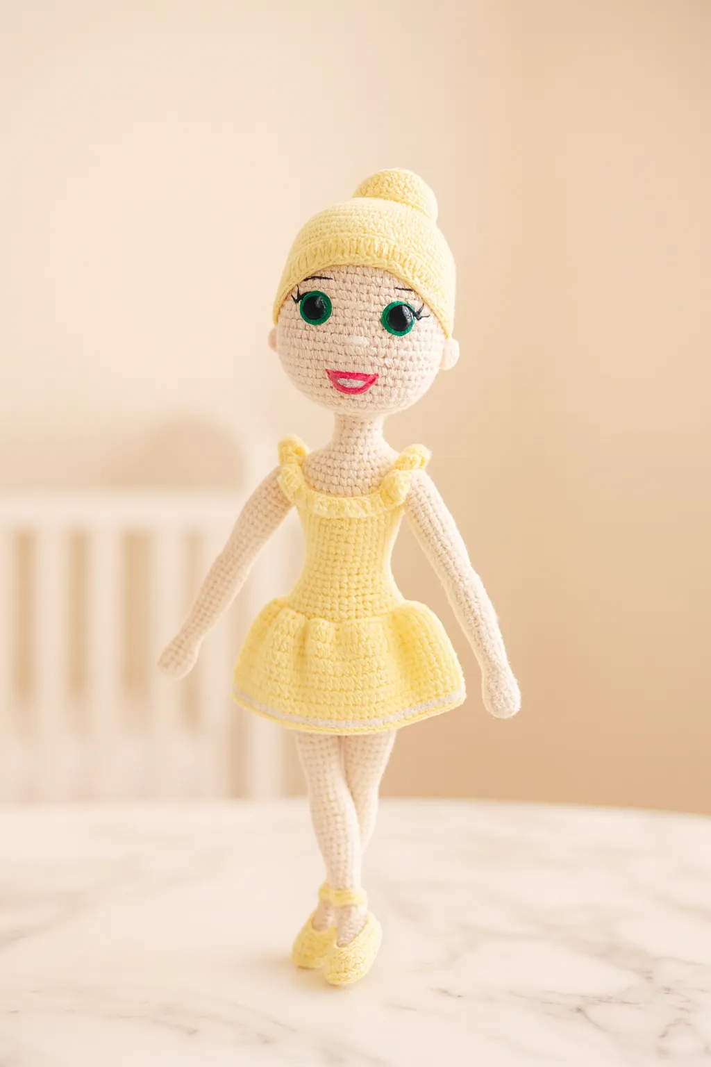 Amigurumi Sarı Elbiseli Balerin Bebek