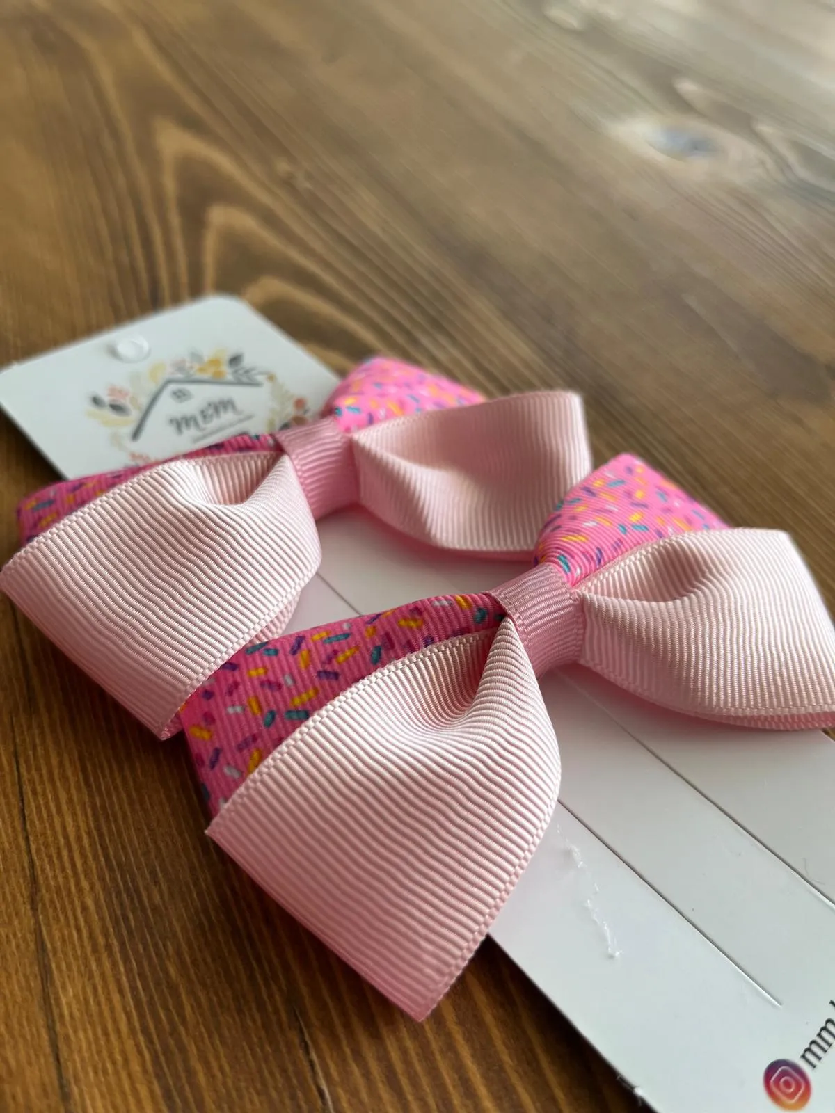 Pratik ve Şık İkili Saç Tokası